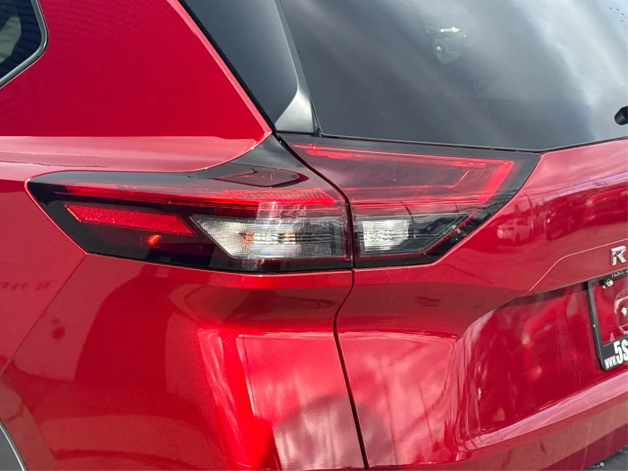 Nissan Rogue снимка Nissan Rogue