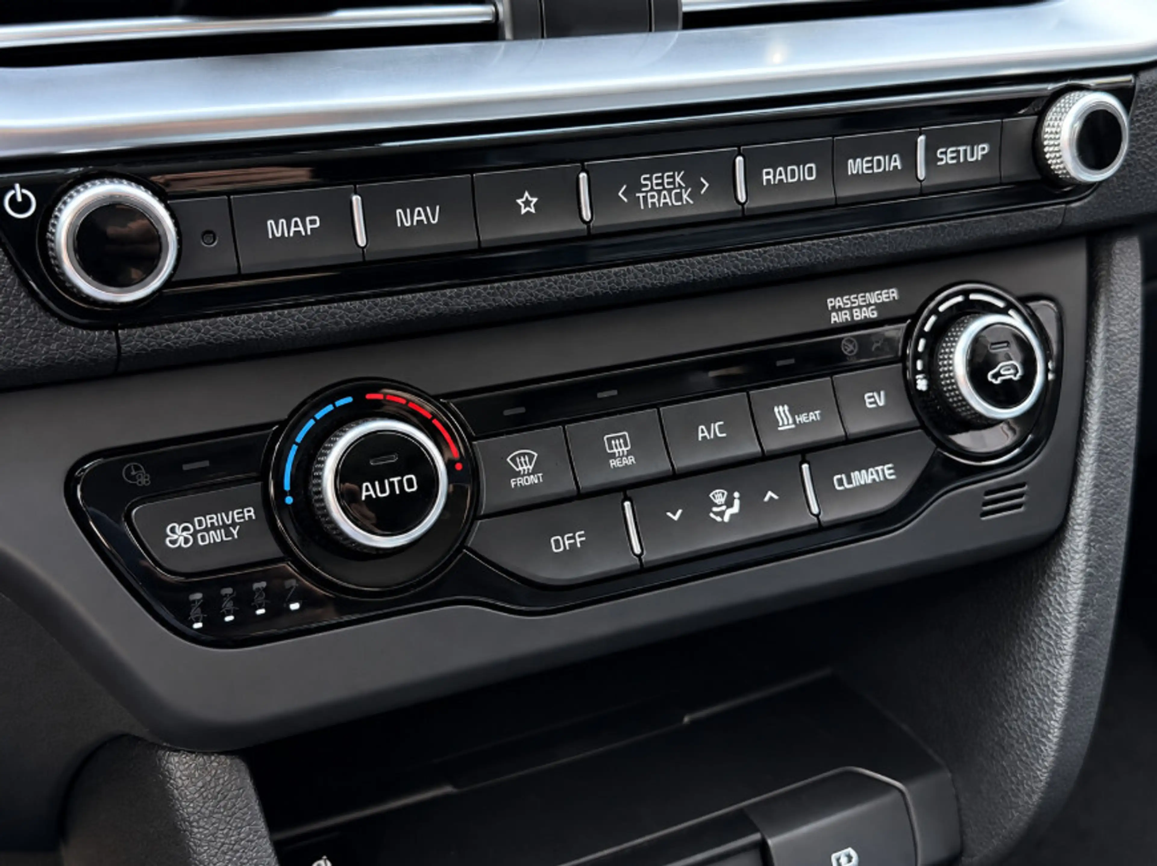 Kia e-Niro DynamicLine 64 kWh SOH 95,8% | Warmtepomp | JBL | — photo 18