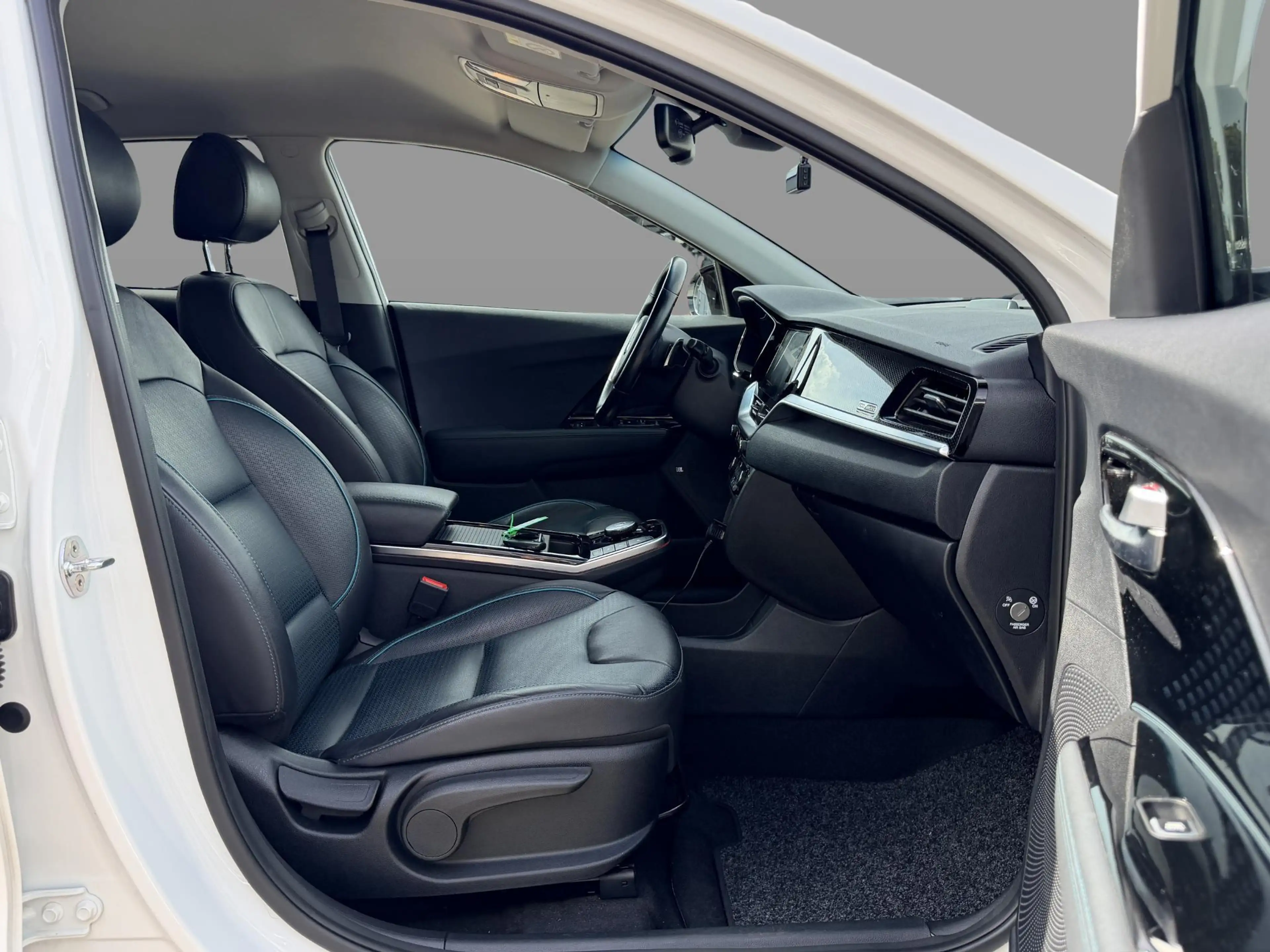 Kia e-Niro DynamicLine 64 kWh SOH 95,8% | Warmtepomp | JBL | — photo 7