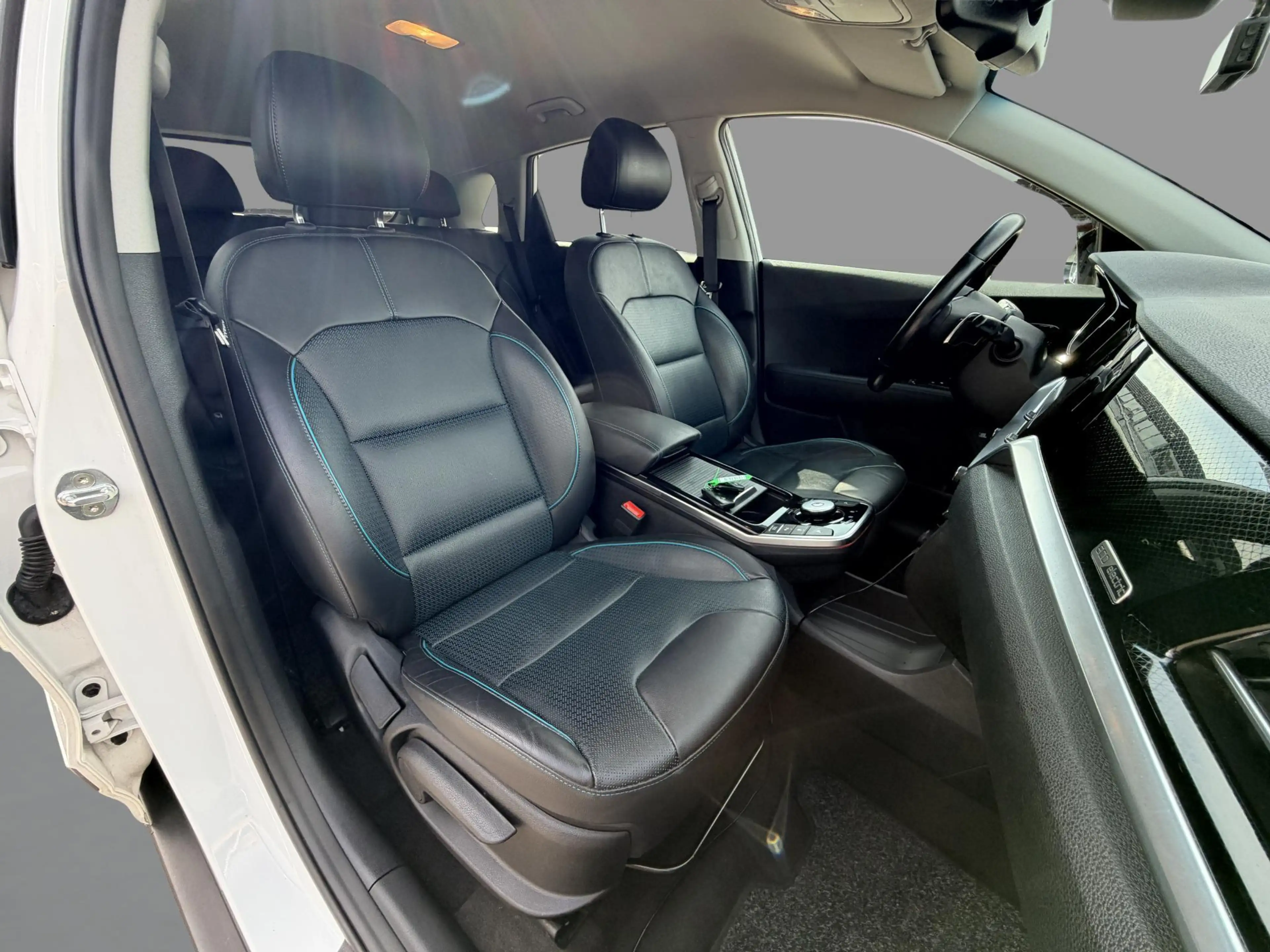 Kia e-Niro DynamicLine 64 kWh SOH 95,8% | Warmtepomp | JBL | — photo 8