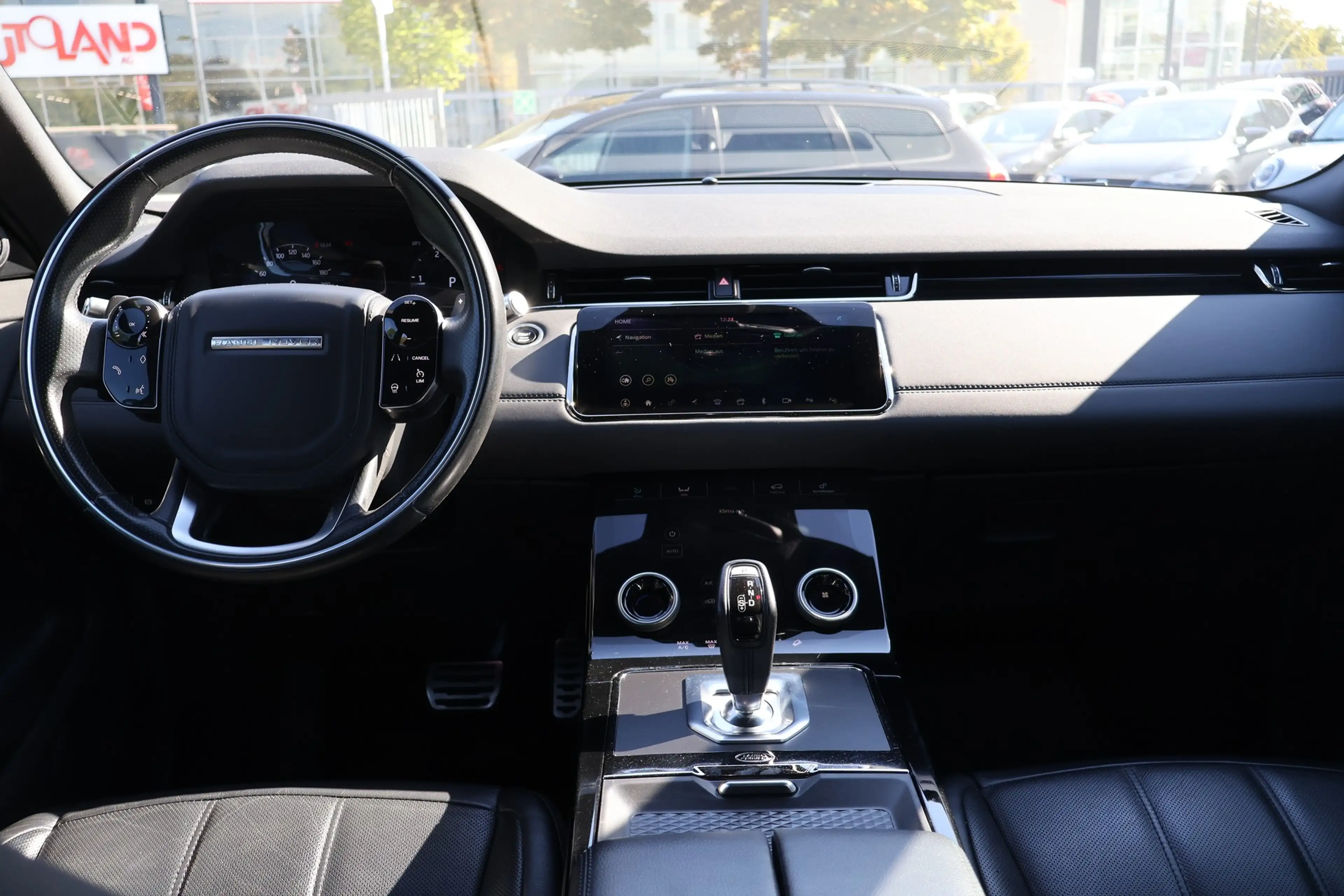 Land Rover Range Rover Evoque Evoque 2.0 M-Hybrid R-Dynamic LED Navi Tempomat — photo 11