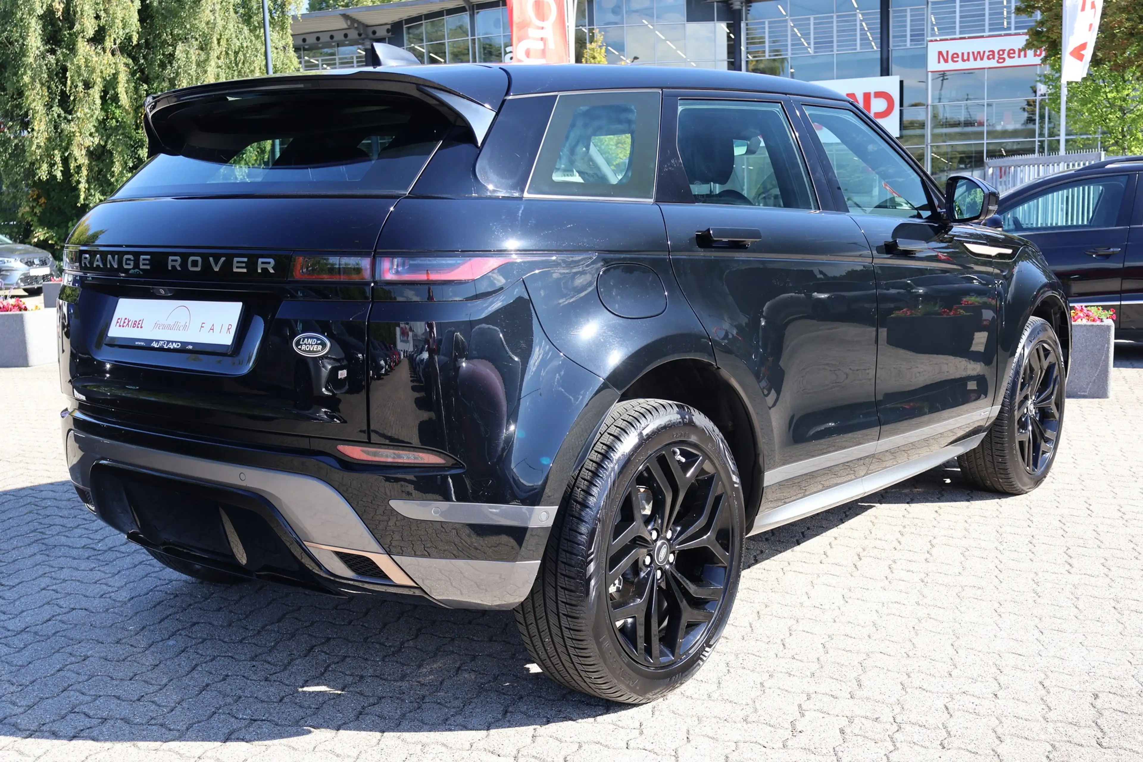 Land Rover Range Rover Evoque Evoque 2.0 M-Hybrid R-Dynamic LED Navi Tempomat — photo 7