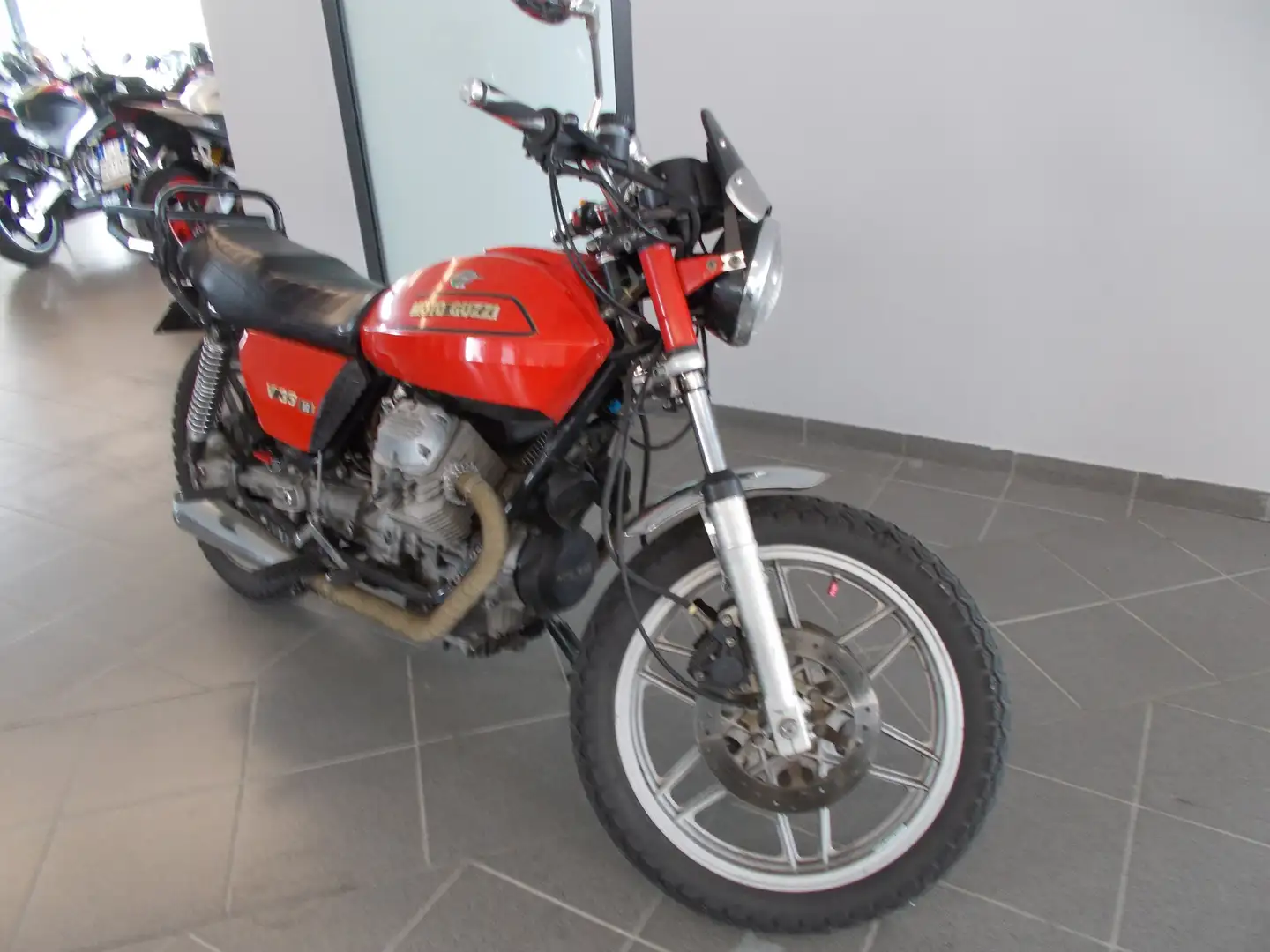Moto Guzzi V 35 II Rosso - 2