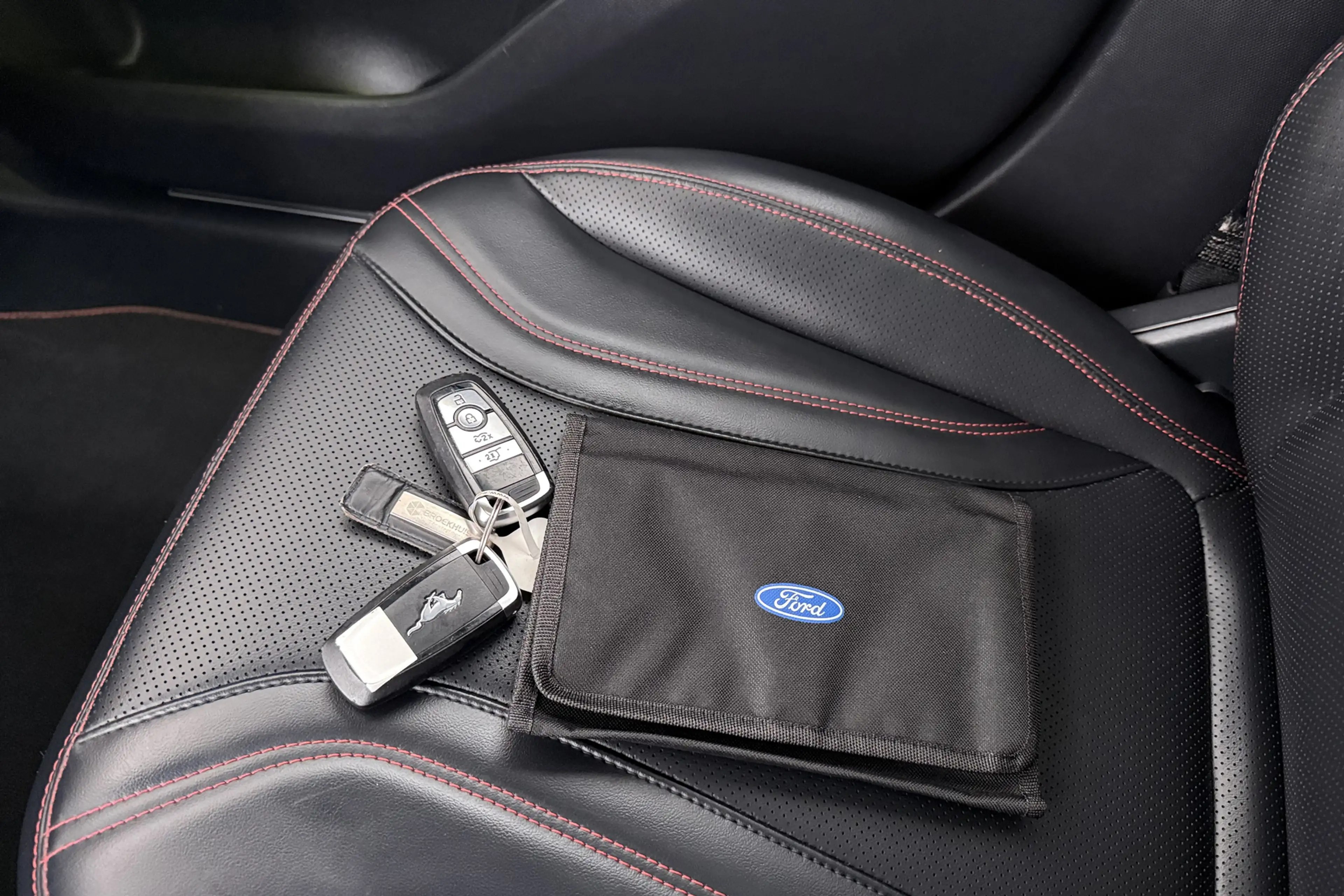 Ford Mustang Mach-E Extended First Edition AWD 98 kWh (SOH 94%) Adapt. — photo 28