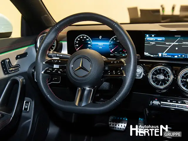 Mercedes-Benz Cla view 7