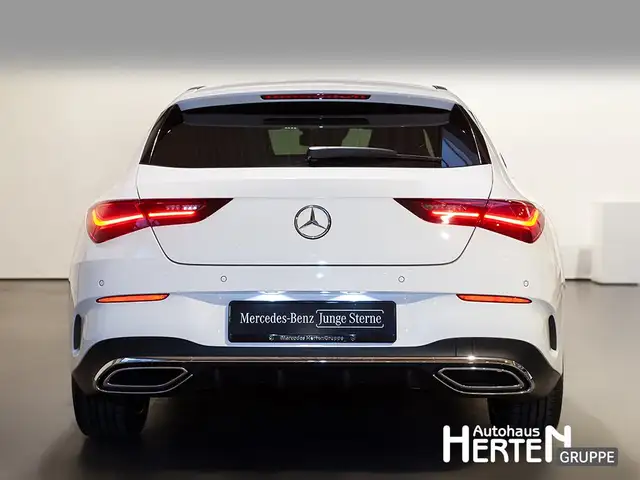 Mercedes-Benz Cla view 4