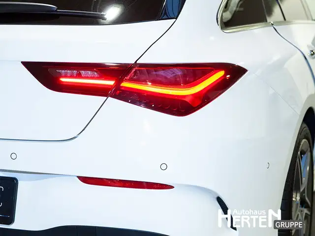 Mercedes-Benz Cla view 14