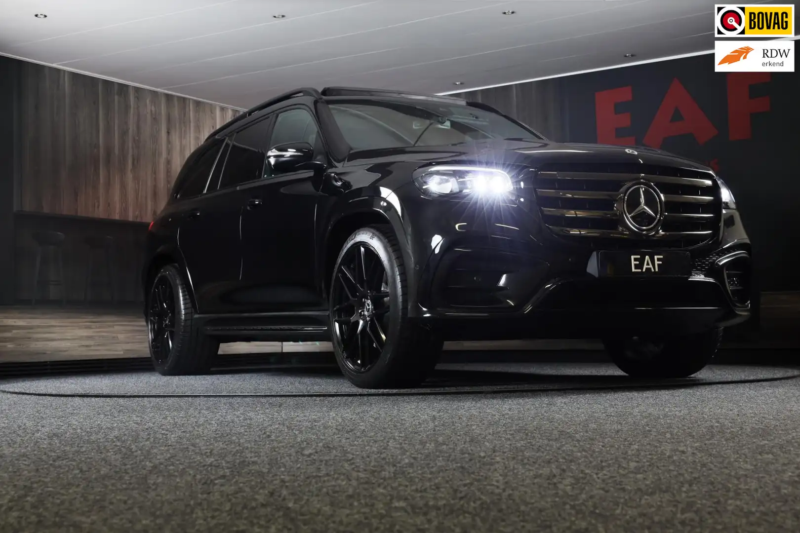 Mercedes-Benz GLS 450 4MATIC AMG Line NEW Model / Softclose / Massage / Černá - 1