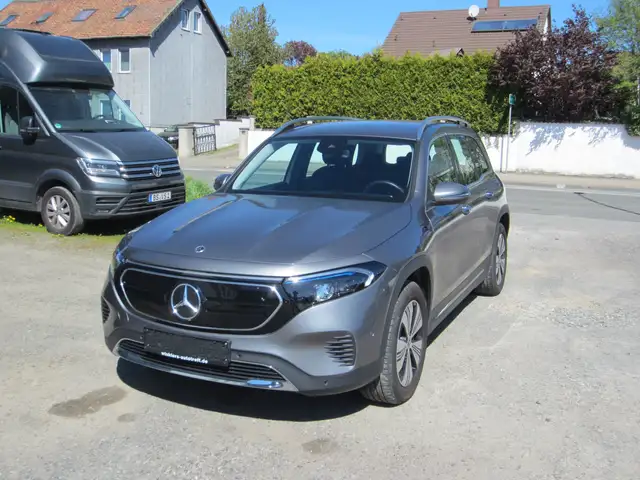 Mercedes-Benz EQB 300 EQB 300 4Matic