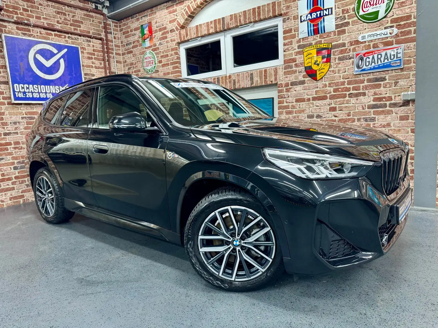 BMW X1 X1 20i 1.5 170cv Auto sDrive M-SPORT Noir - 1