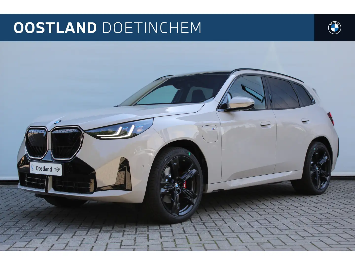 BMW X3 xDrive30e M Sport Automaat / Panoramadak / Trekhaa Grijs - 1