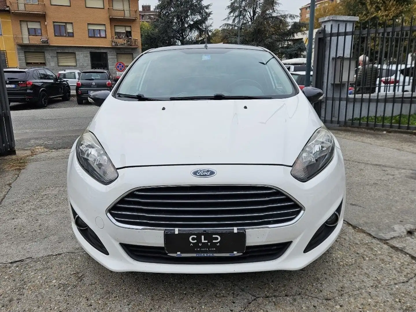 Ford Fiesta 1.0 80CV 5 porte Bianco - 2
