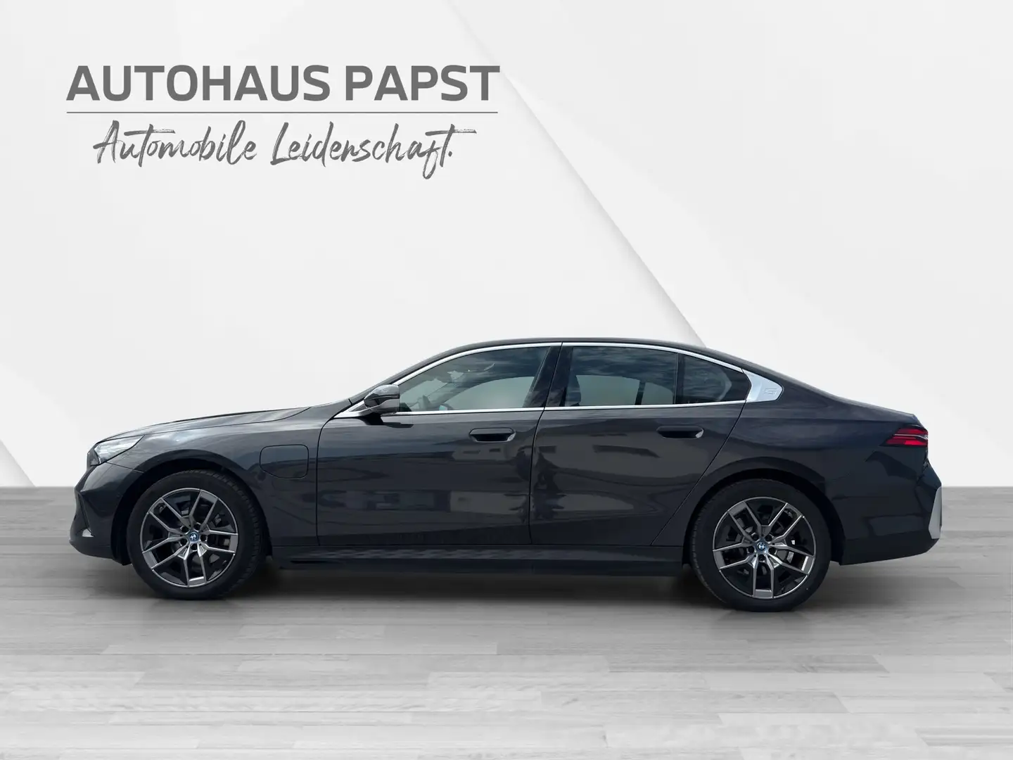 BMW 530 *** NEUES MODELL G60 *** NP 71.000 *** 299 PS *** Grigio - 2