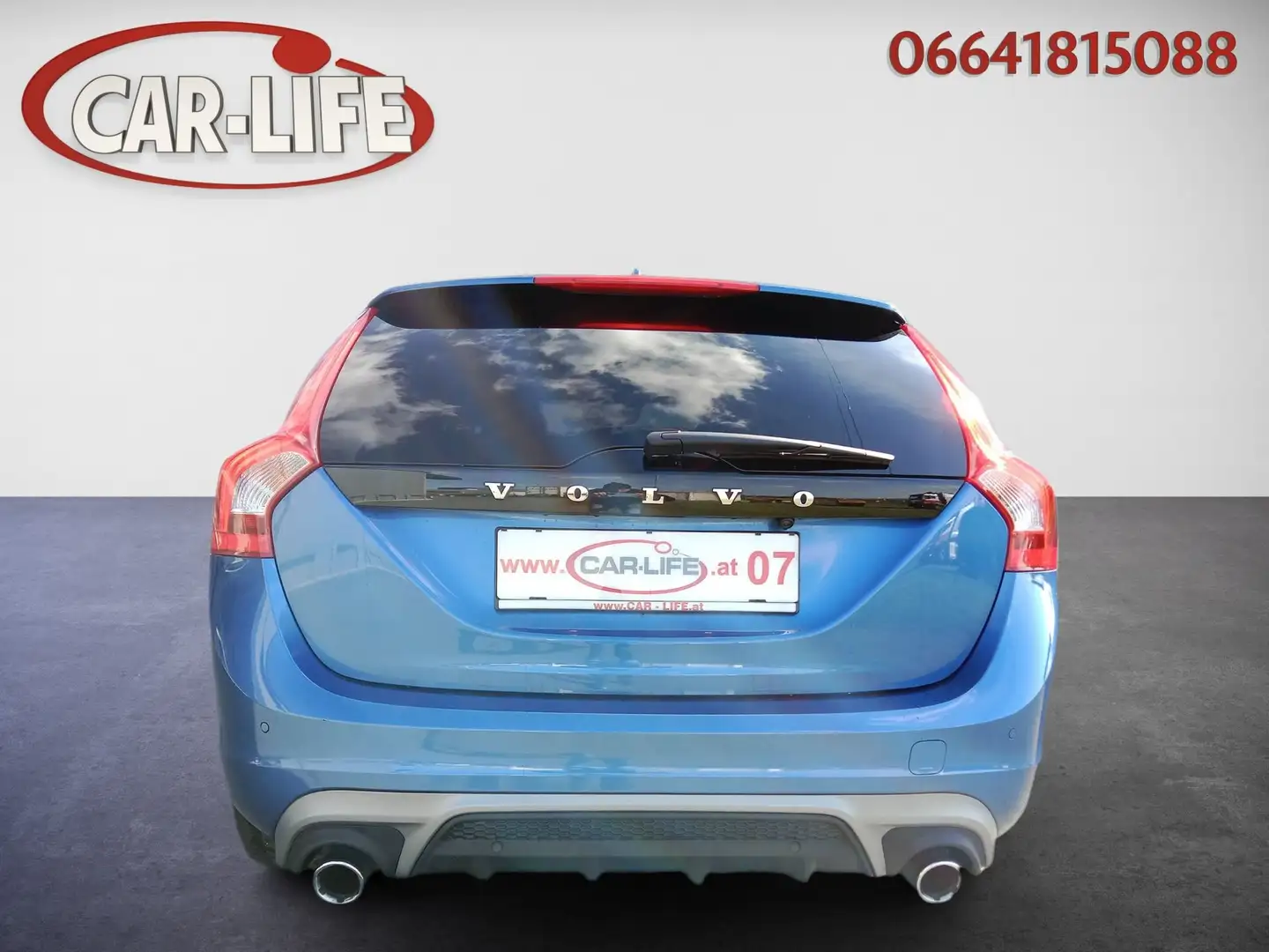 Volvo V60 D4 Momentum R-Design/RFK/KEYLESS GO/NAVI Blau - 2