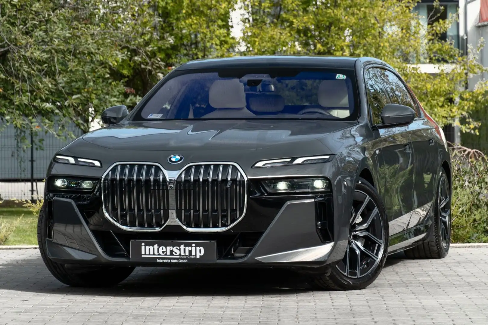 BMW i7 60 M SPORT.MASSAGE.SKY.B&W.CONNOISEUR.4JAHRE Grau - 1