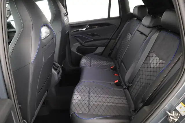 Volkswagen Tiguan view 12