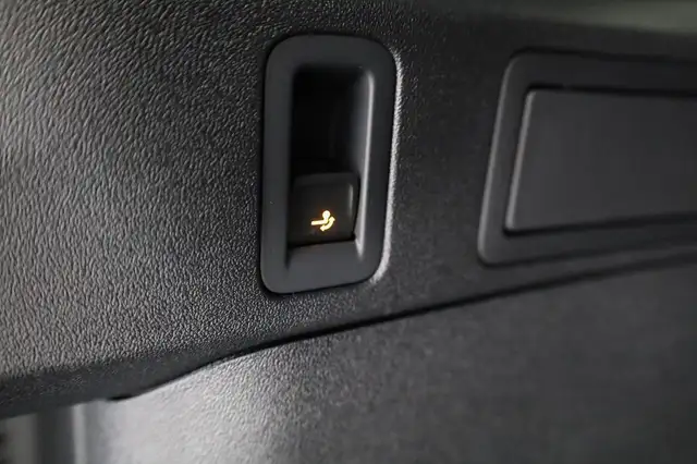 Volkswagen Tiguan view 14