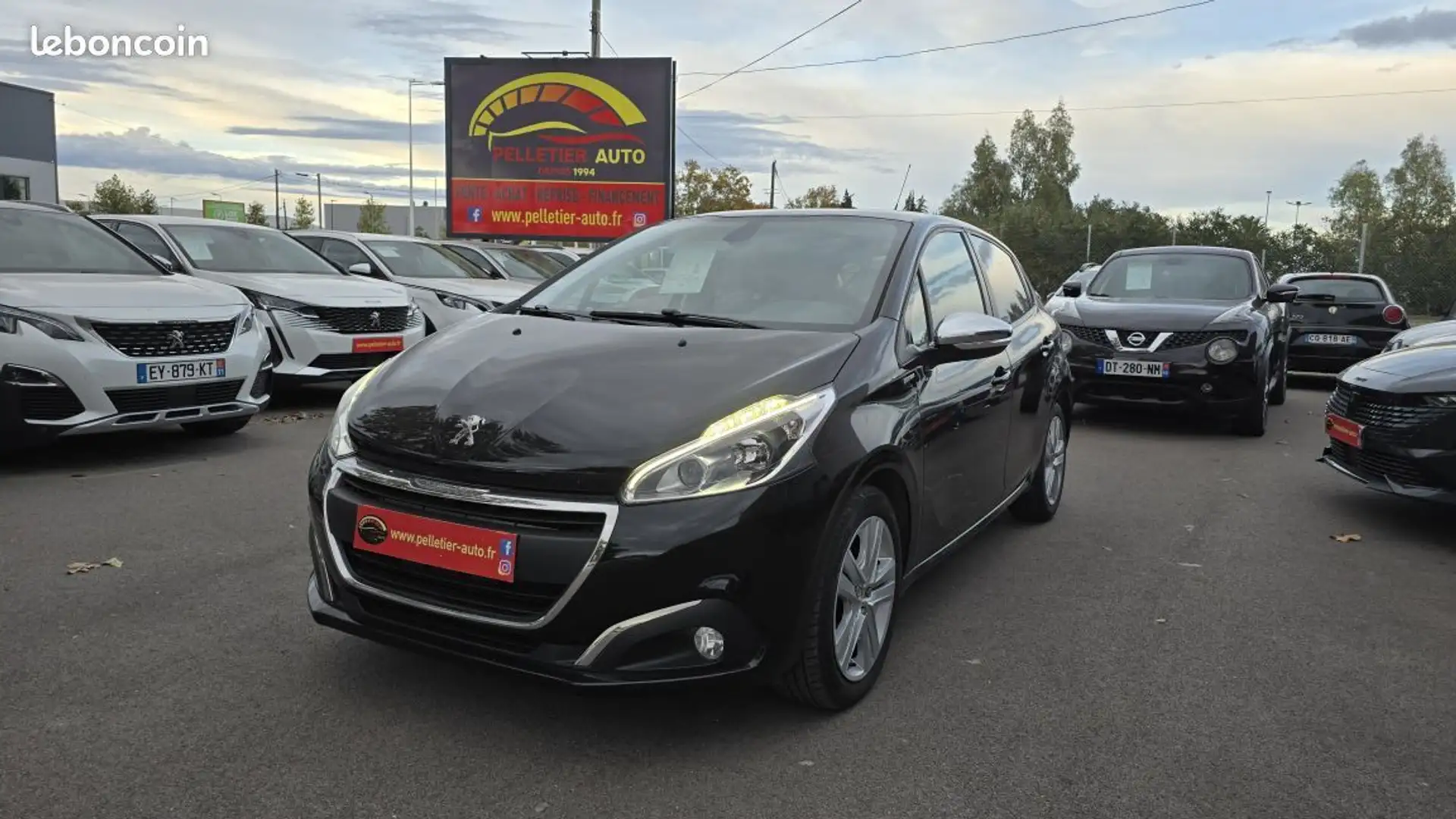 Peugeot 208 82ch BVM5 Style Noir - 1