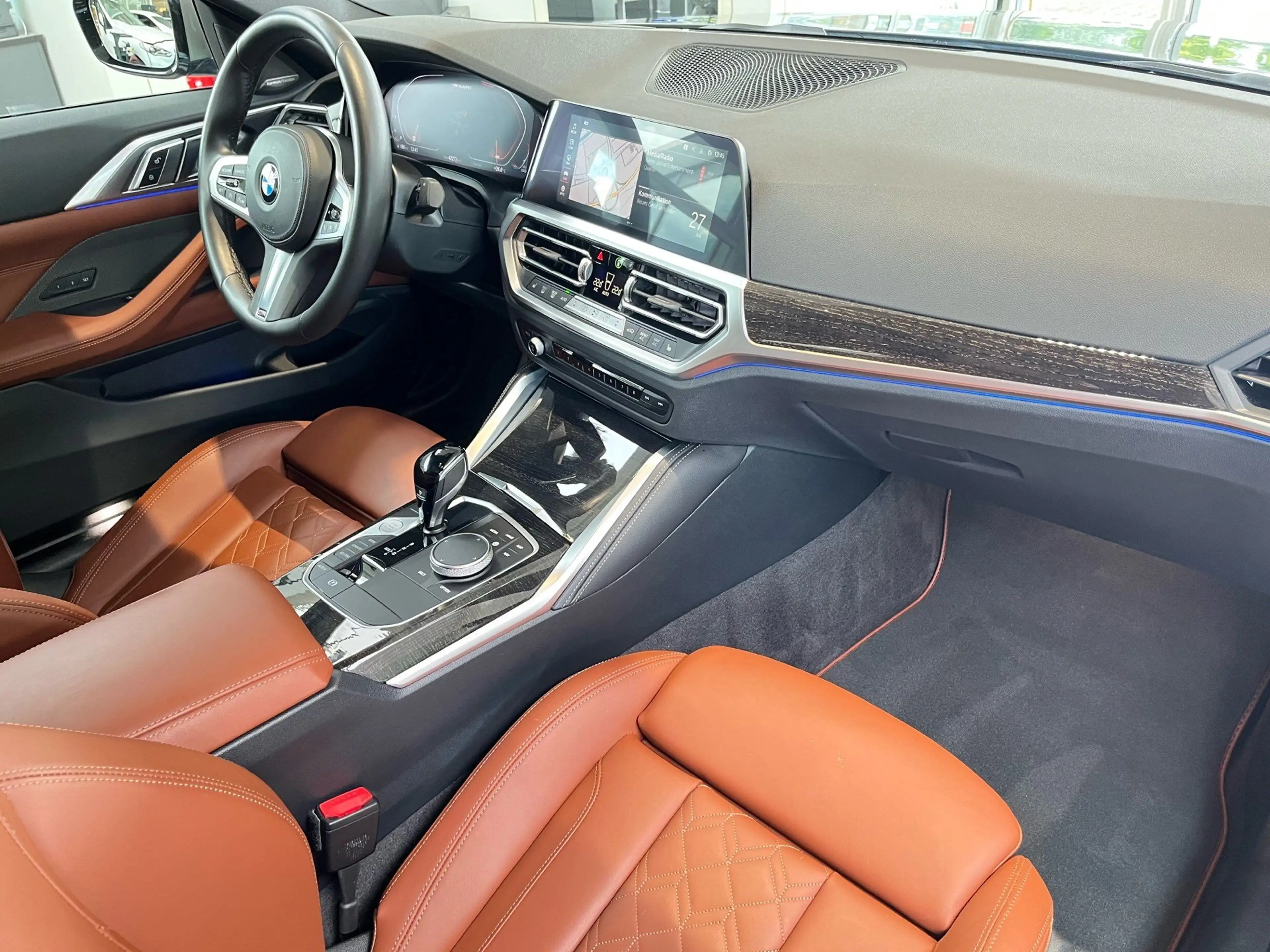 BMW 440 M440i — photo 11