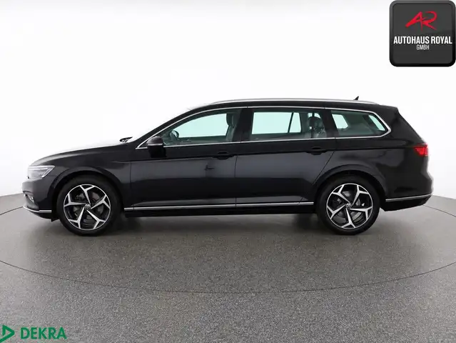Volkswagen Passat view 2