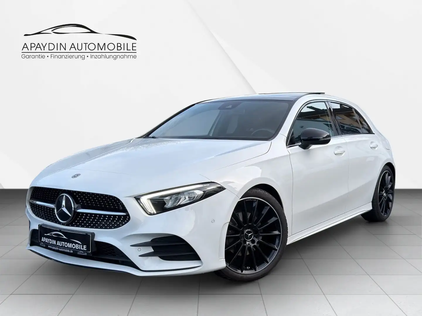 Mercedes-Benz A 180 7G-DCT AMG-Line PANORAMA/MBUX/LM19/AMBIENT Blanc - 1