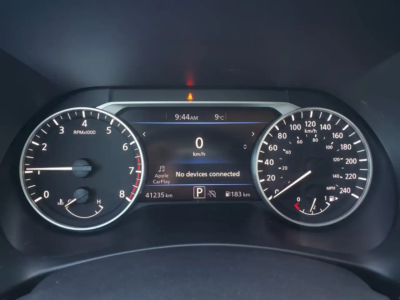 Nissan Sentra снимка Nissan Sentra