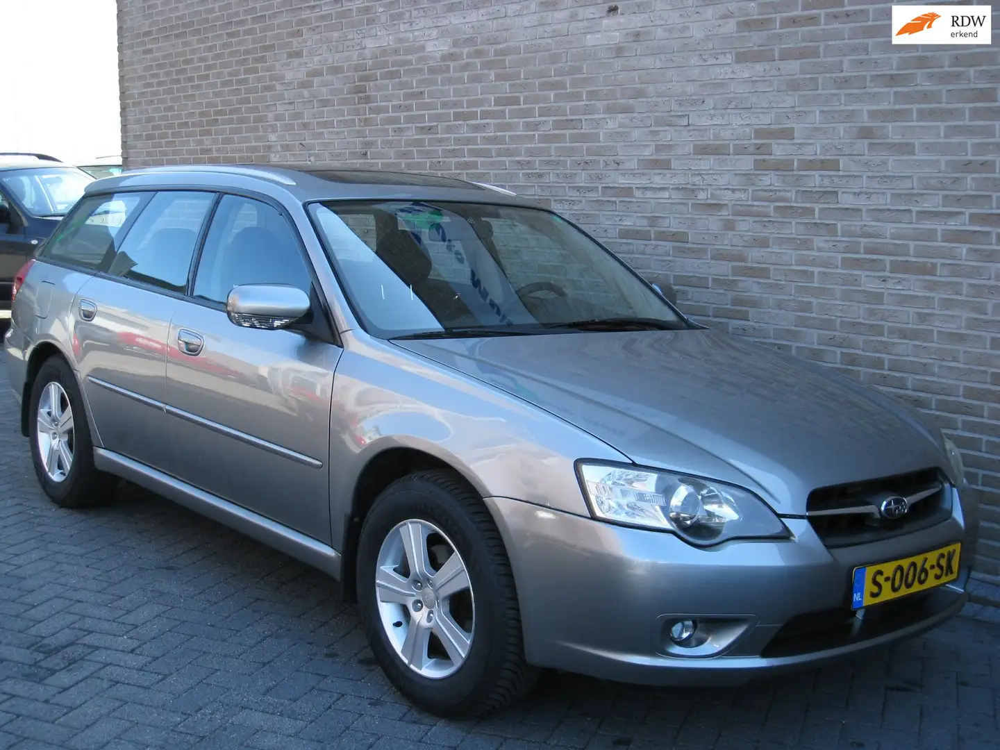 Subaru Legacy Touring Wagon 2.0R - Lederen bekleding - Trekhaak Grau - 1