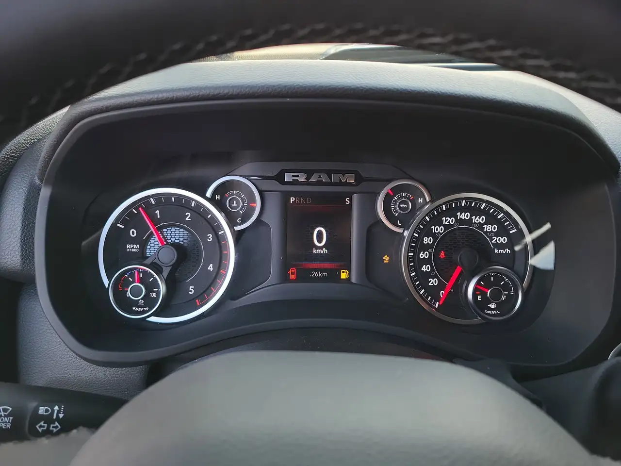 RAM 3500 снимка RAM 3500