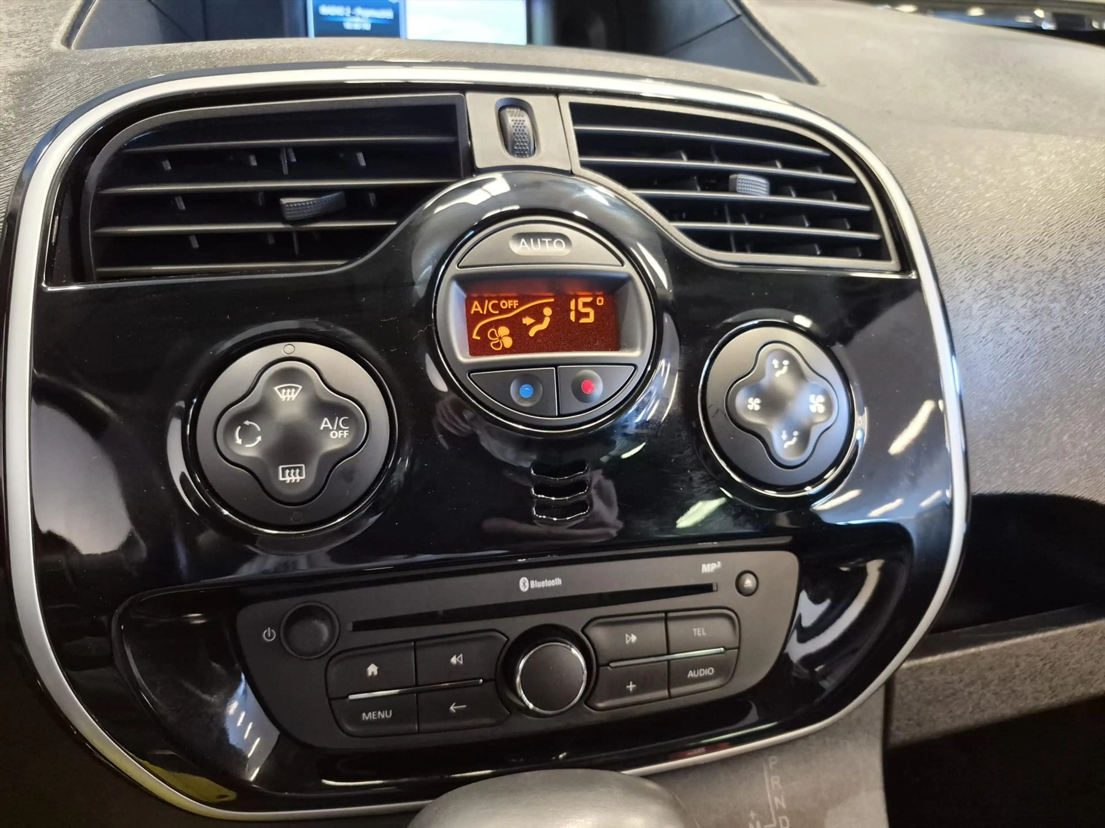 Renault Kangoo Rolstoelauto Automaat 3+1 — photo 23