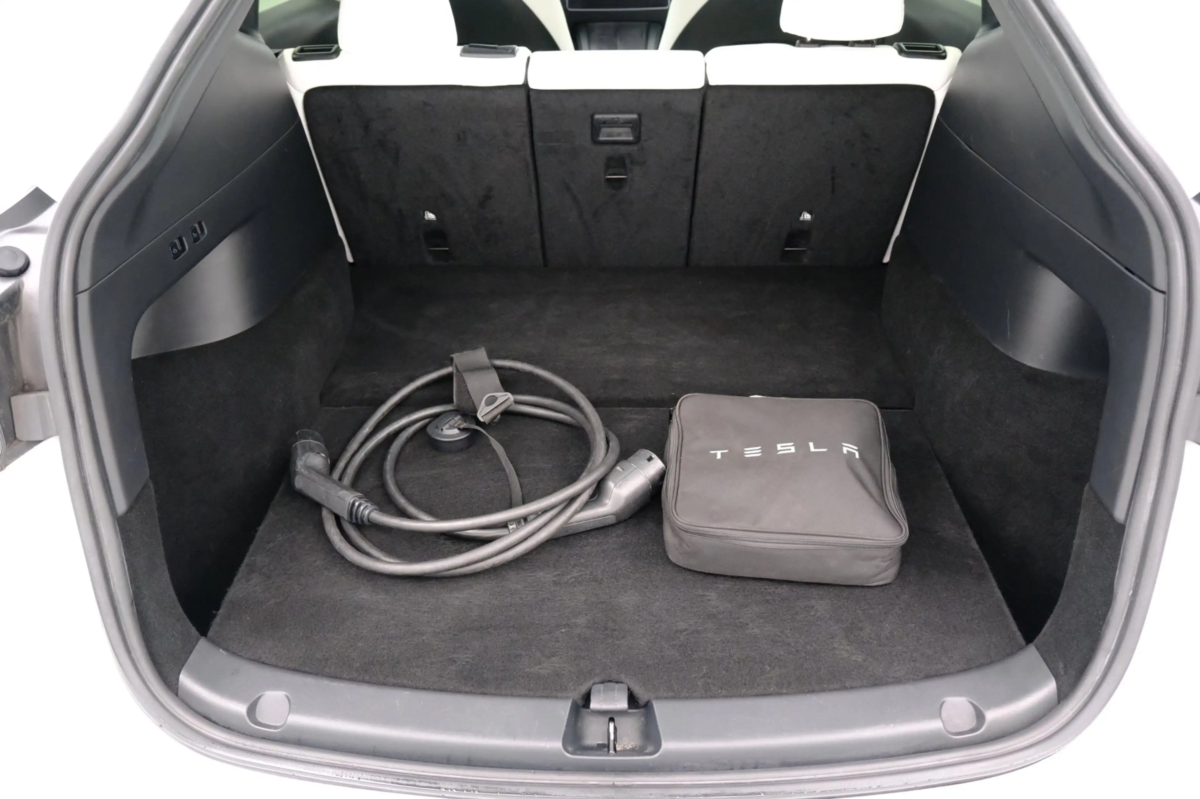 Tesla Model Y Long Range AWD 75 kWh Aut. Leder|Pano|LED|Navi|LMV — photo 10
