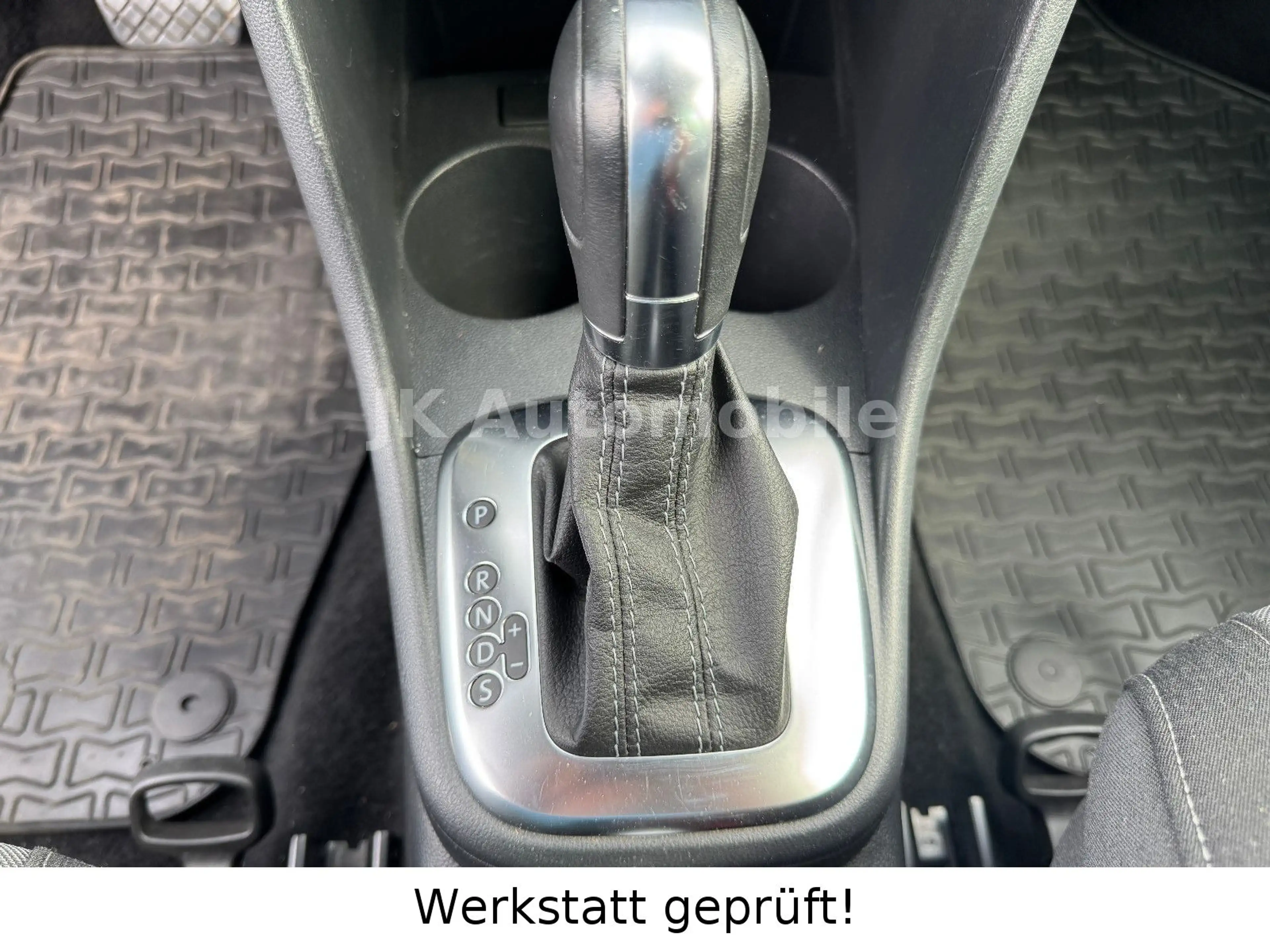 Volkswagen Polo V Life // Automatik — photo 10