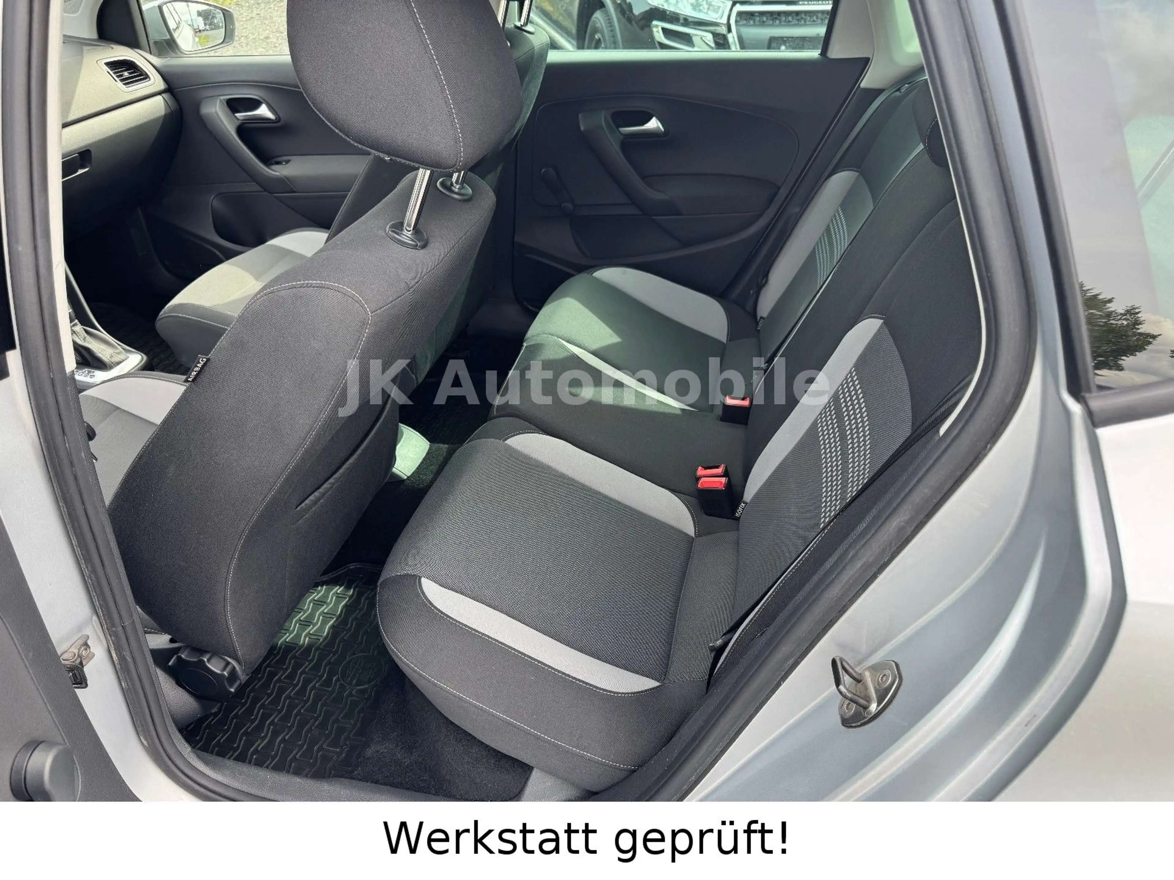 Volkswagen Polo V Life // Automatik — photo 7