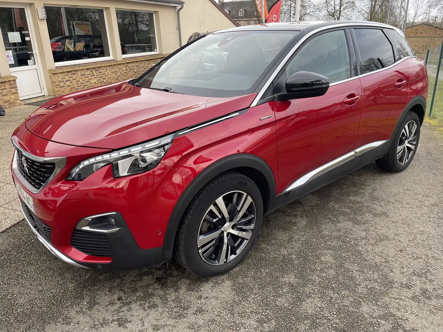 Peugeot 3008 1.5 BLUEHDI 130CH E6.C GT LINE S\u0026S 6CV Rouge - 1