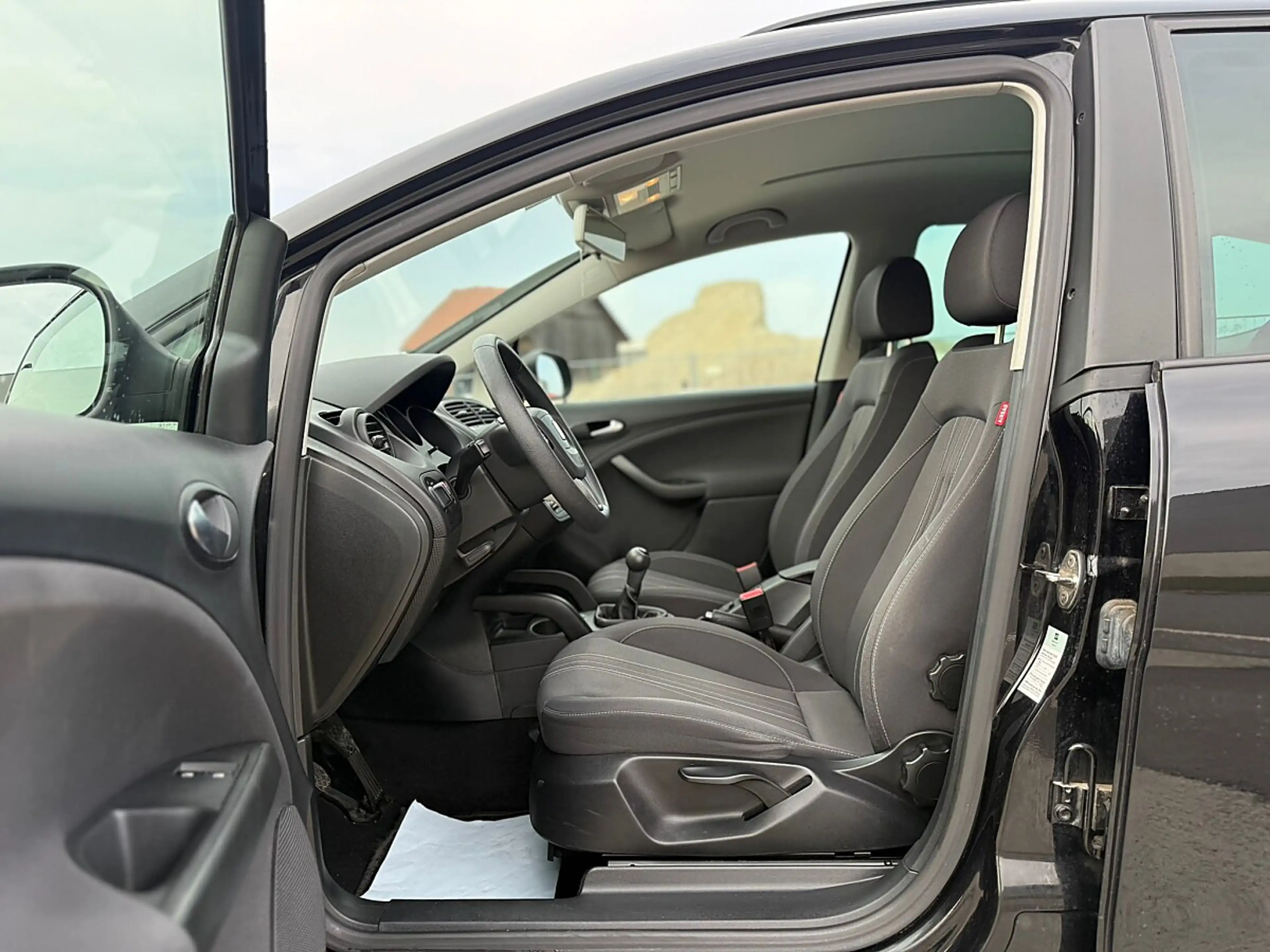 SEAT Altea XL Chili-Copa 1,6 CR TDi — photo 9