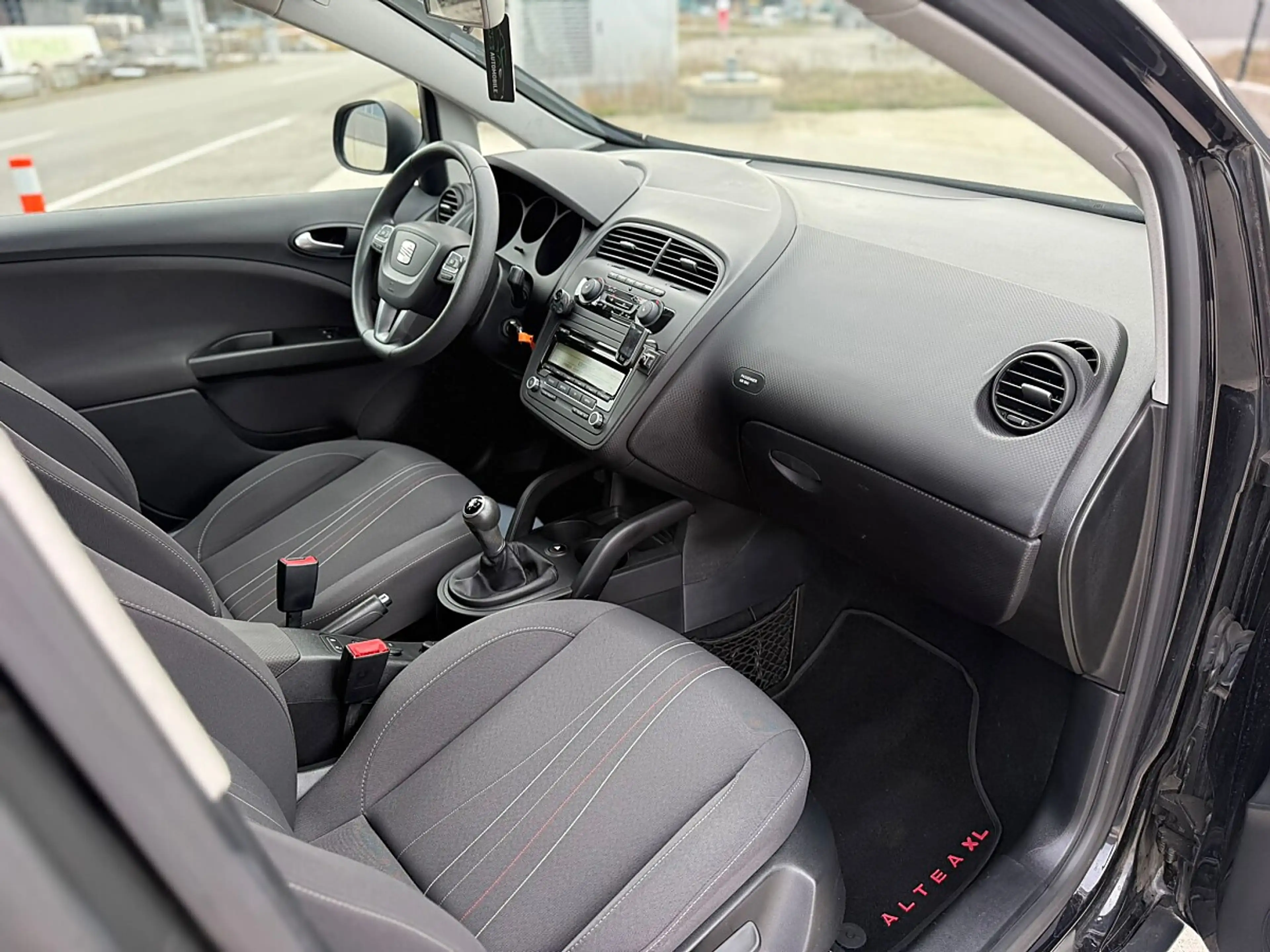 SEAT Altea XL Chili-Copa 1,6 CR TDi — photo 14
