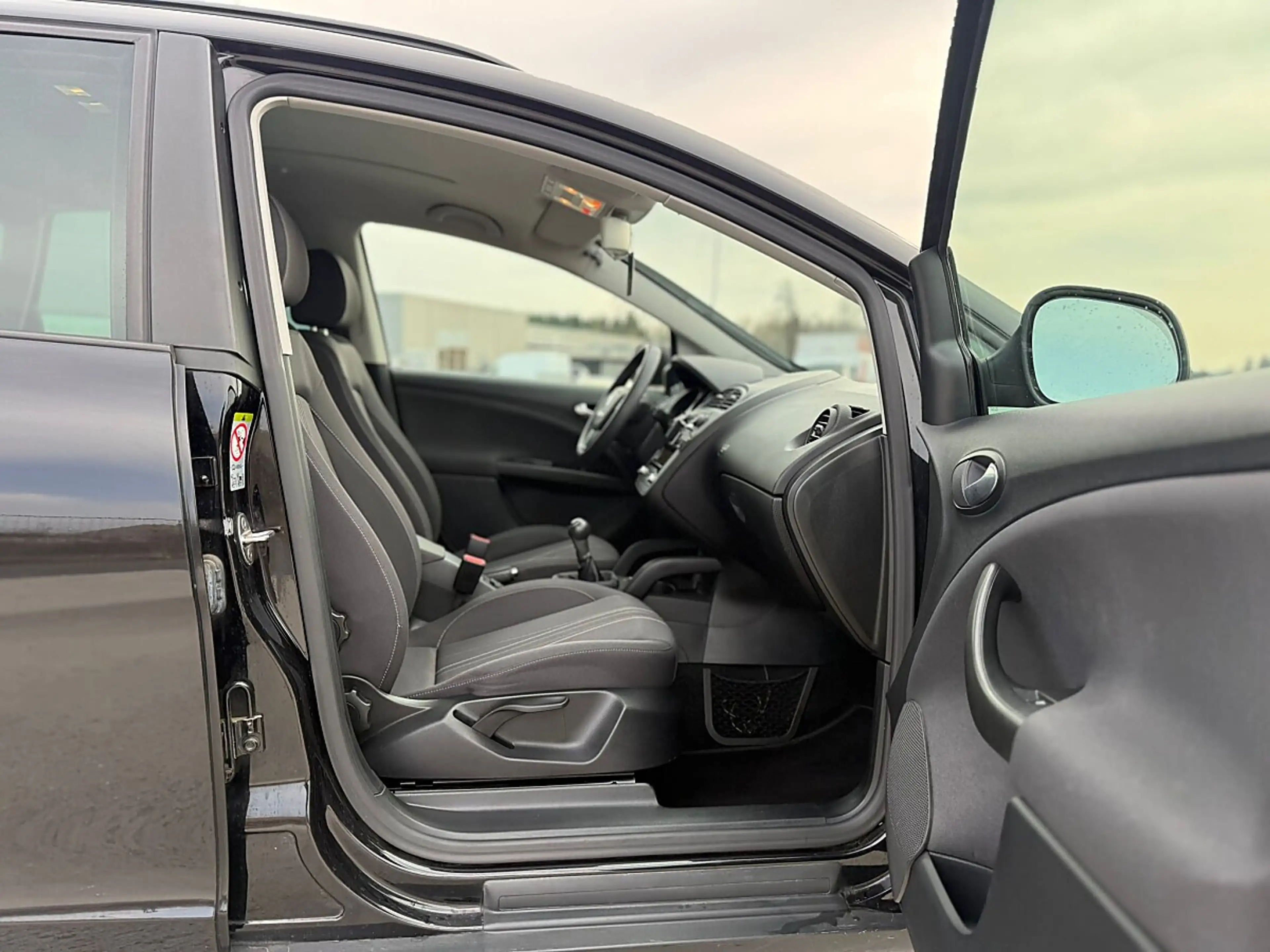 SEAT Altea XL Chili-Copa 1,6 CR TDi — photo 10