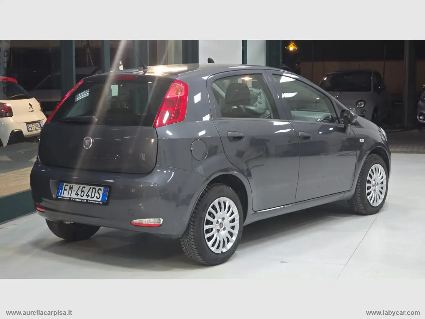 Fiat Punto 1.4 8V 5p. Easypower Street Gris - 2