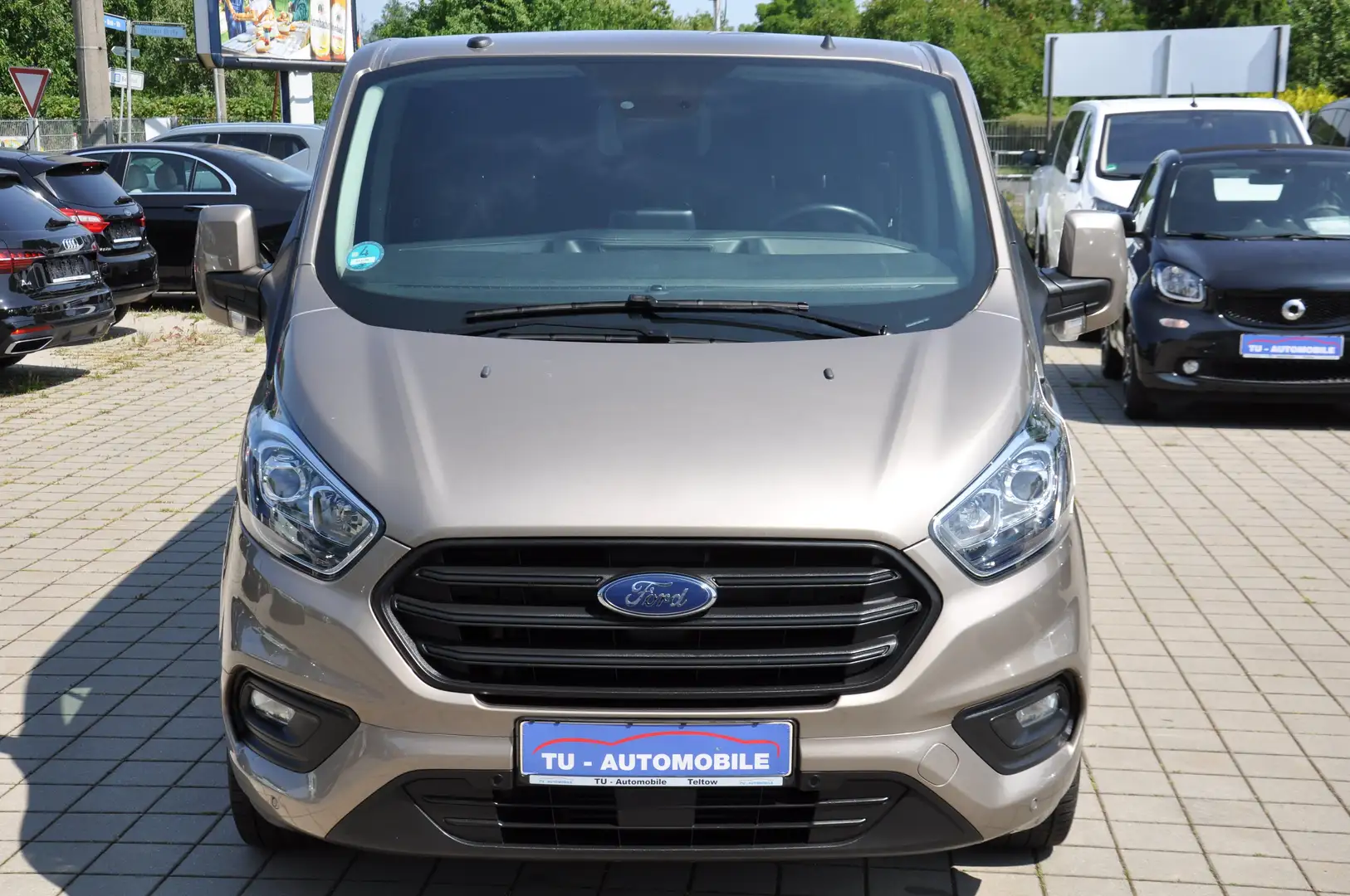 Ford Transit Custom Transit Custom DoKa 300 L2 AHK-KAM-5SITZER-APPLE Grau - 2