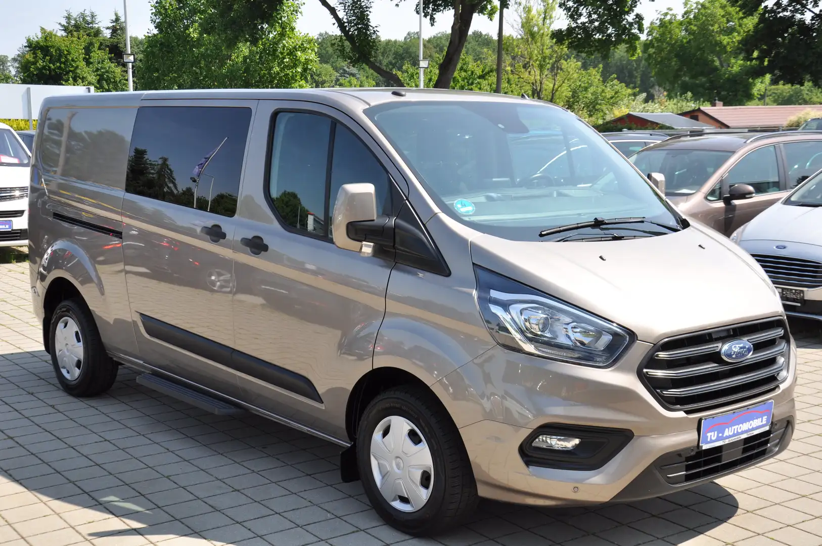 Ford Transit Custom Transit Custom DoKa 300 L2 AHK-KAM-5SITZER-APPLE Grau - 1