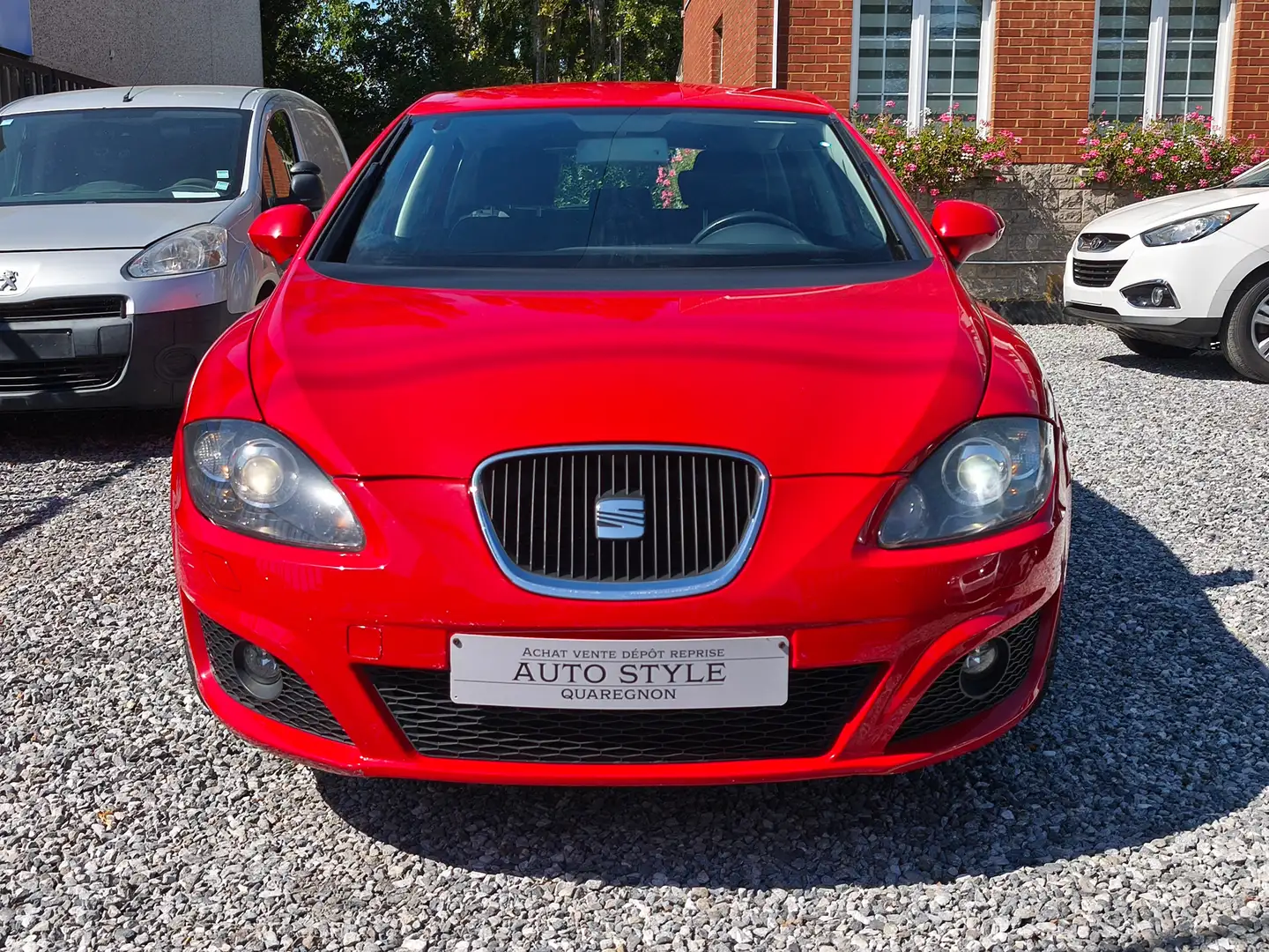 SEAT Leon 2.0 CR TDi*Bleutooth*Xenon*Isofix* Rood - 1