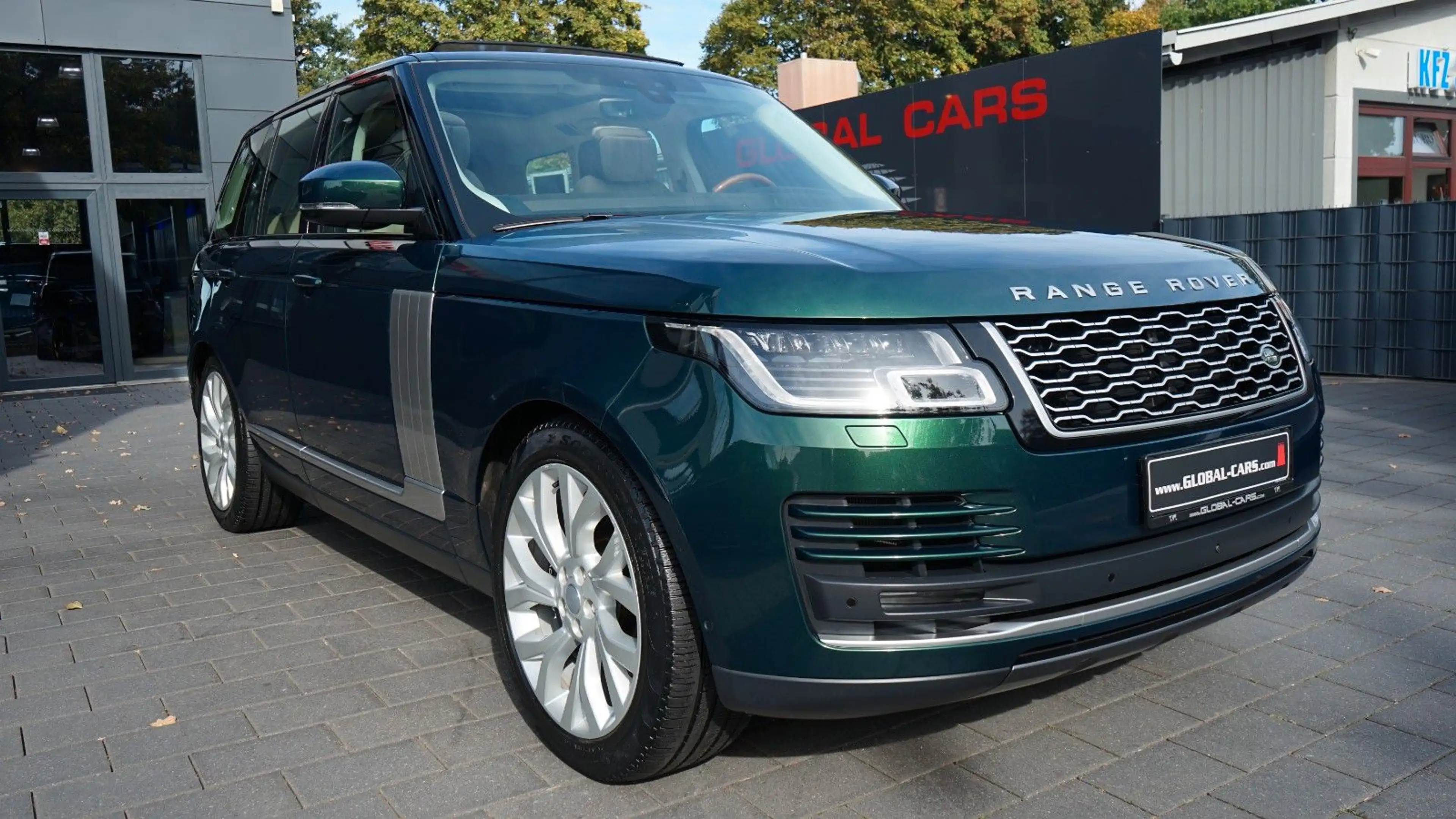 Land Rover Range Rover RANGE ROVER P525 KOMPRESSOR*SVO GREEN*PANO* — photo 13