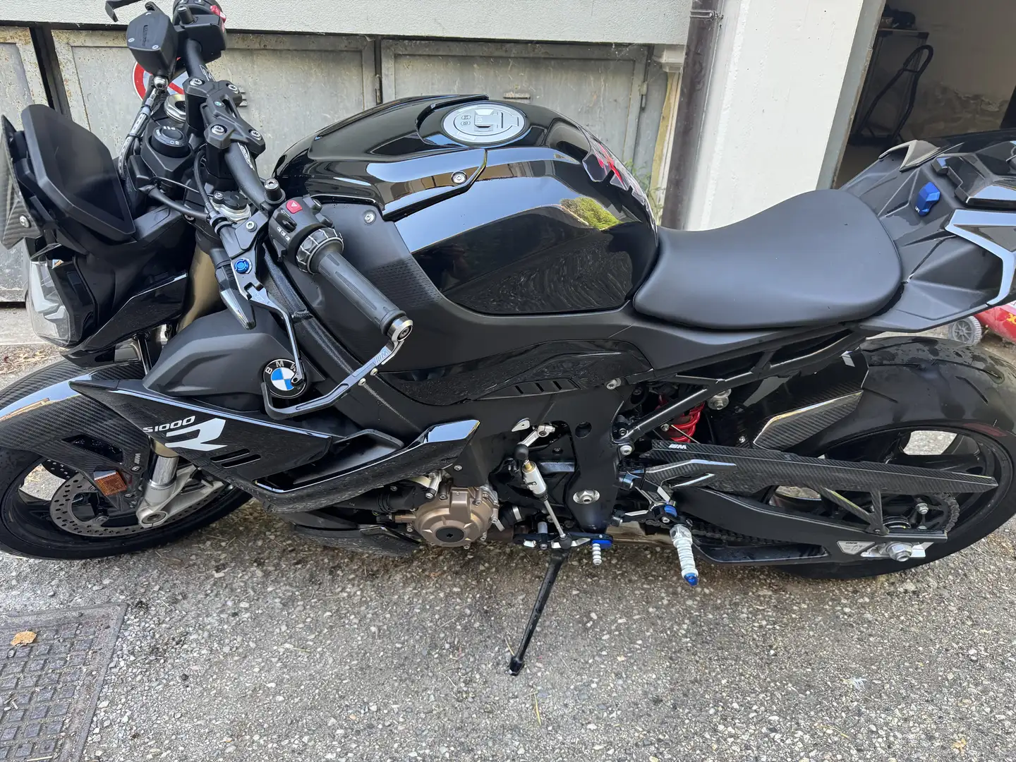 BMW S 1000 R abs - 1