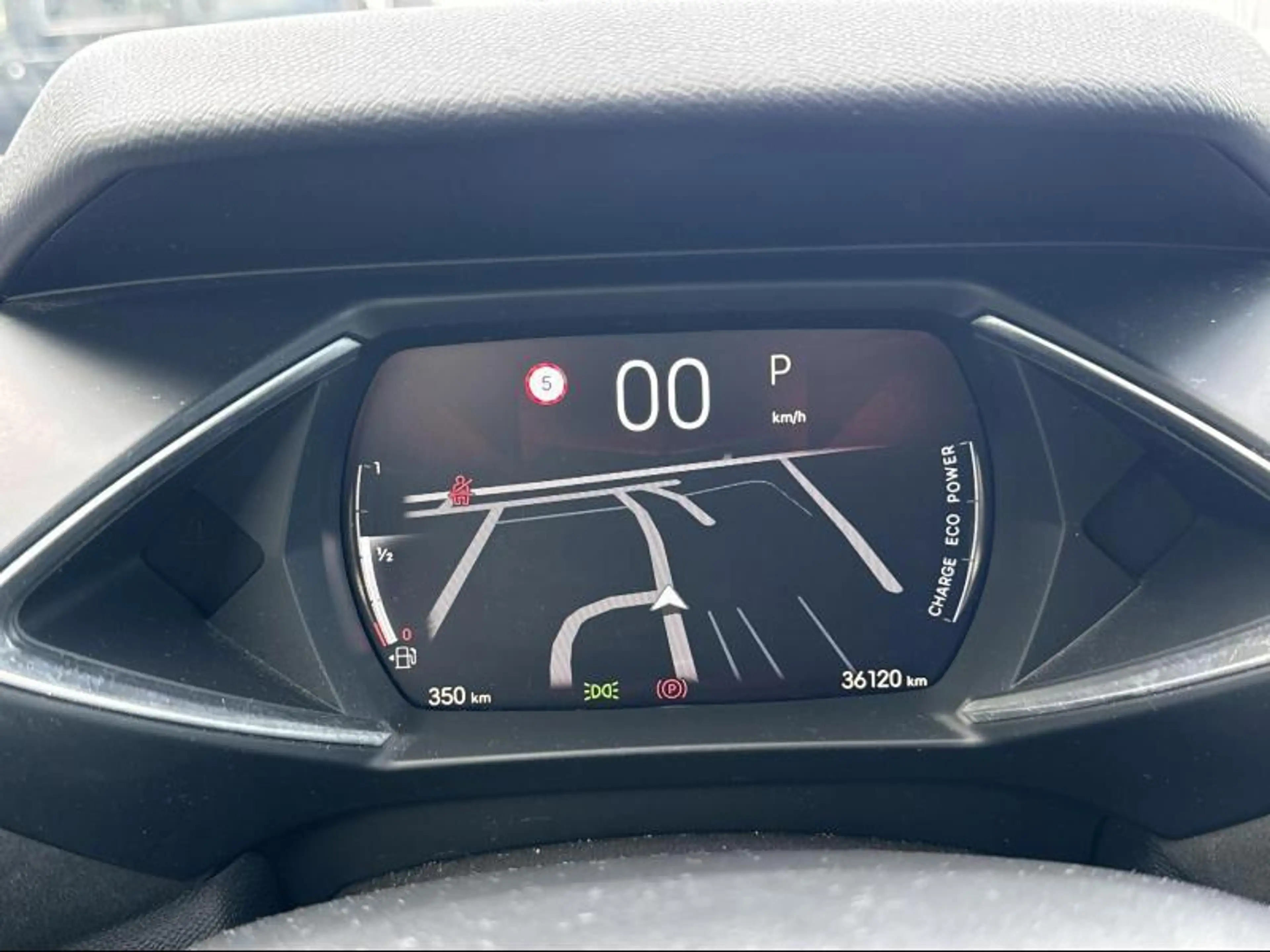 DS Automobiles DS 3 ETOILE HYBRID 145 — photo 11