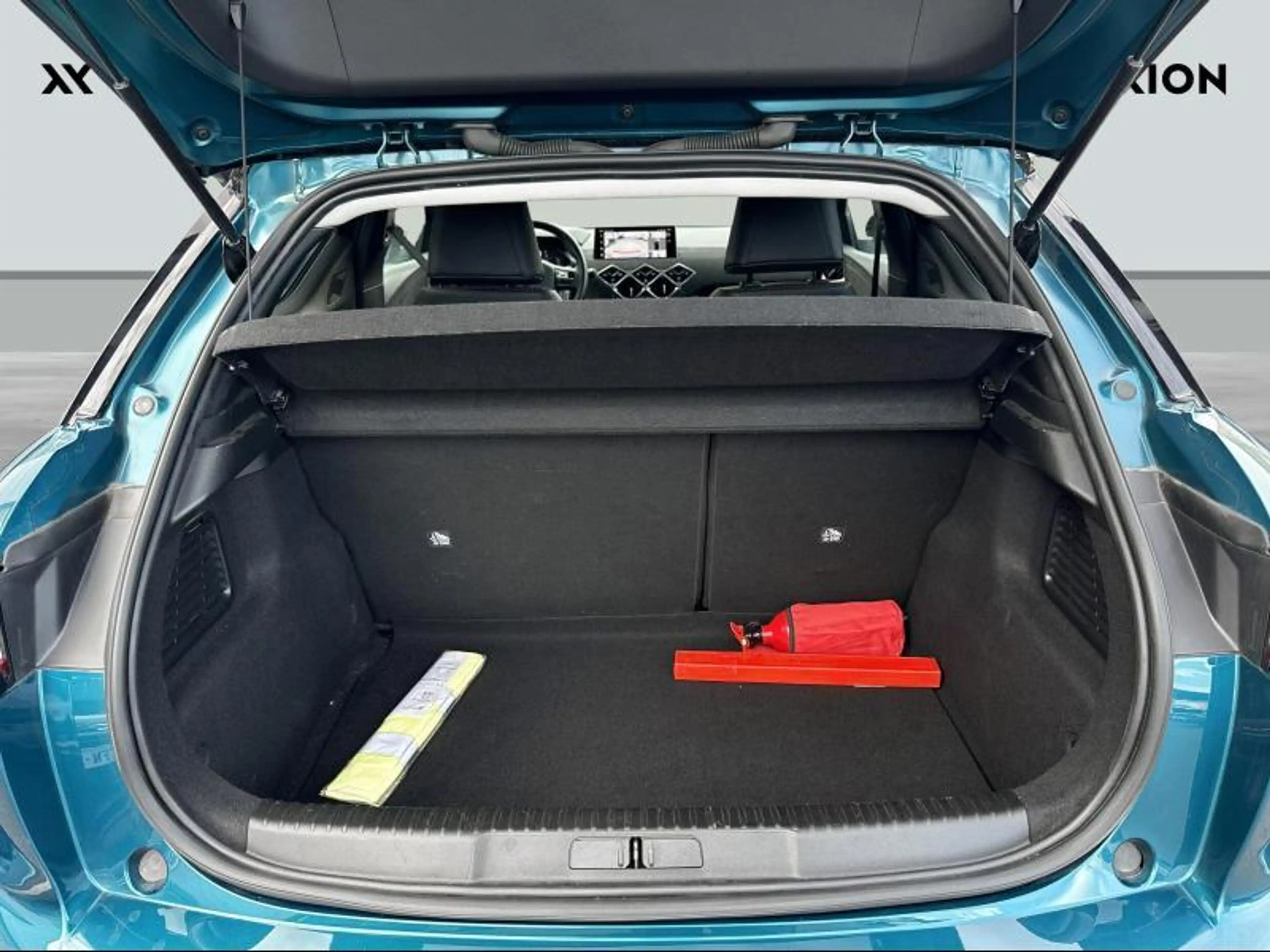 DS Automobiles DS 3 ETOILE HYBRID 145 — photo 10