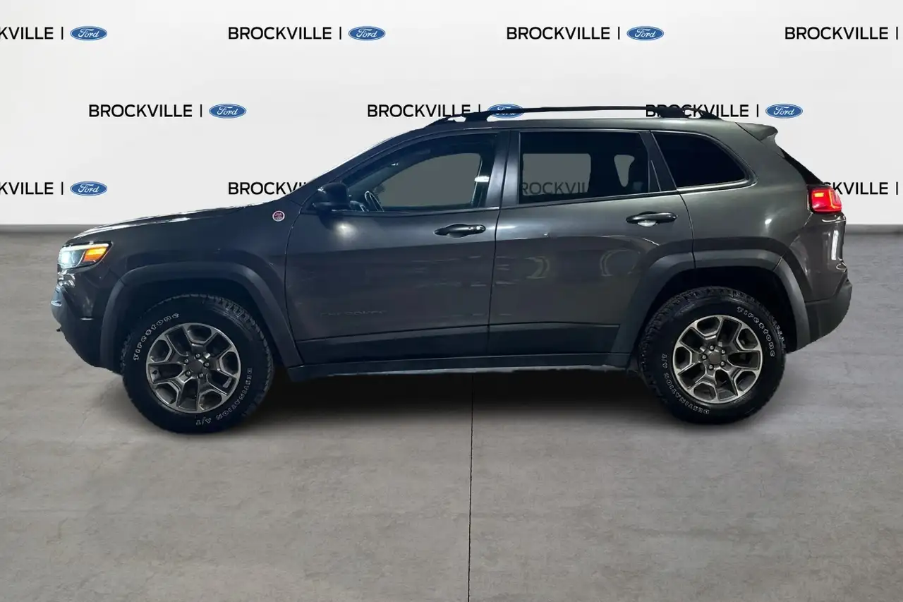 Jeep Cherokee снимка Jeep Cherokee