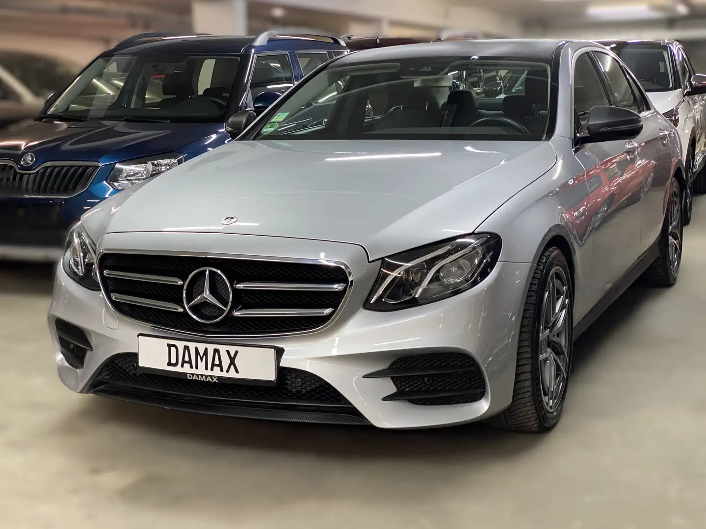 Mercedes-Benz E 300 E 300 d Sportstyle Edition AMG*LED*TOTWI Zilver - 1