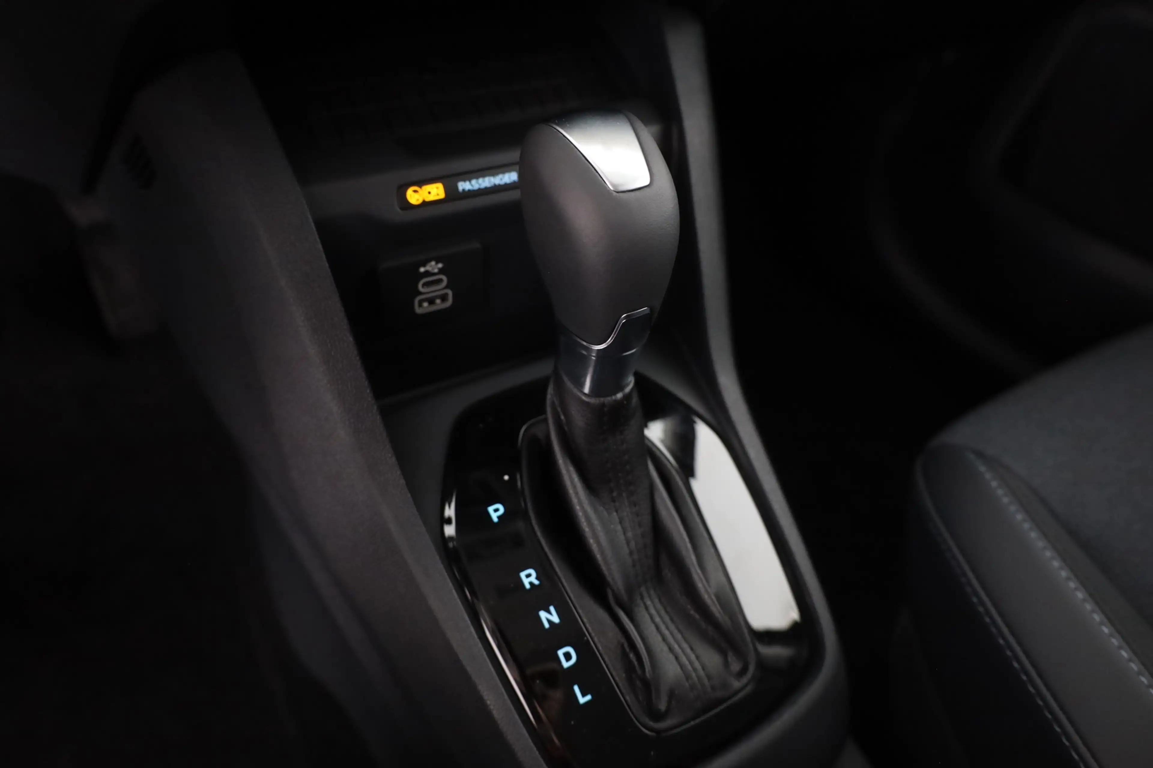 Ford Tourneo Courier Active 1.0 EB Aut. Navi Kamera AHK — photo 13