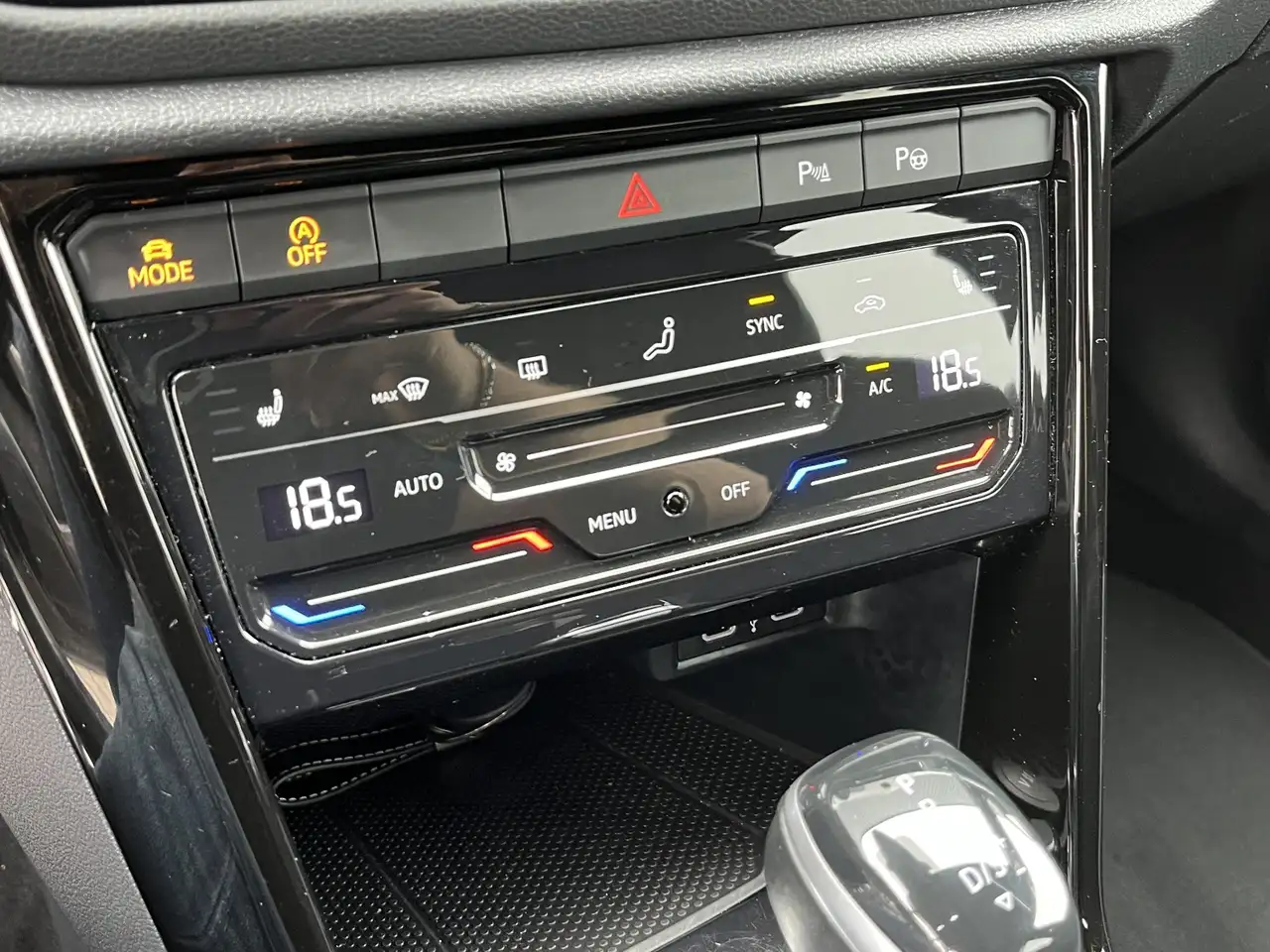 Volkswagen T-Roc 1.5 TSI R-Line Business+, миниатюра 21