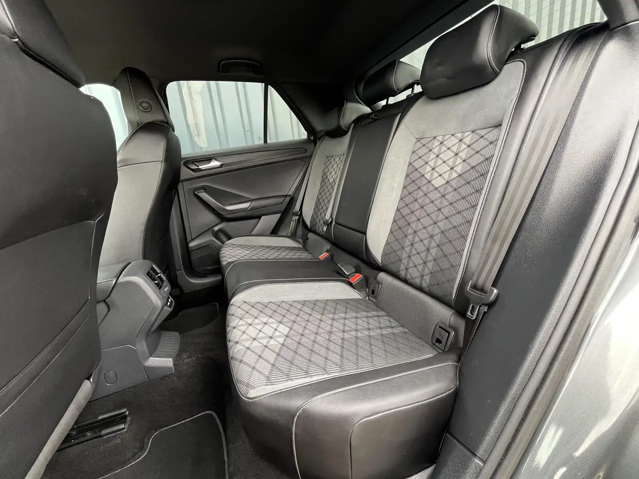 Volkswagen T-Roc 1.5 TSI R-Line Business+, миниатюра 5