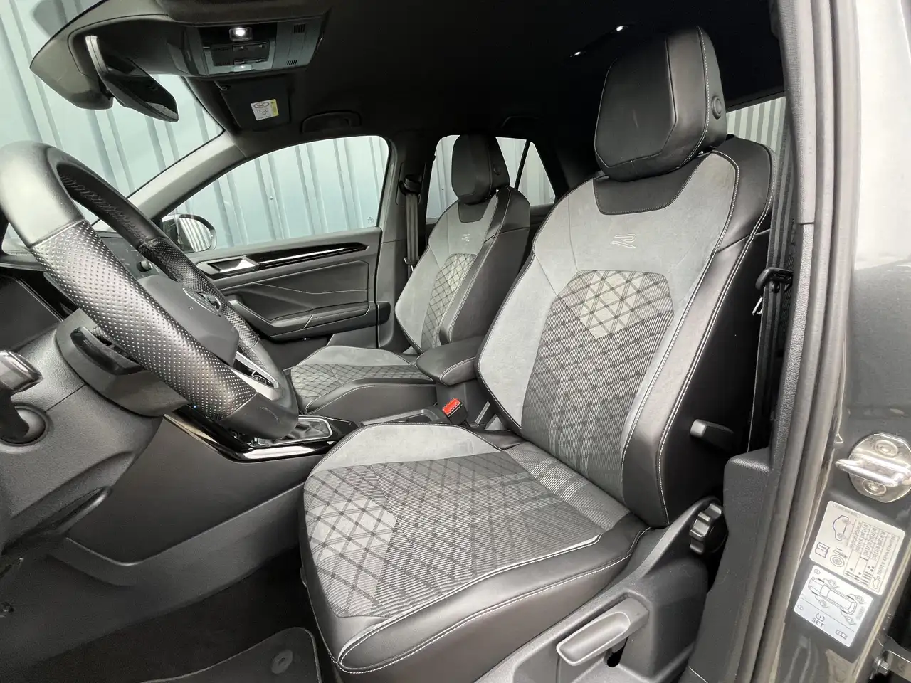 Volkswagen T-Roc 1.5 TSI R-Line Business+, миниатюра 4